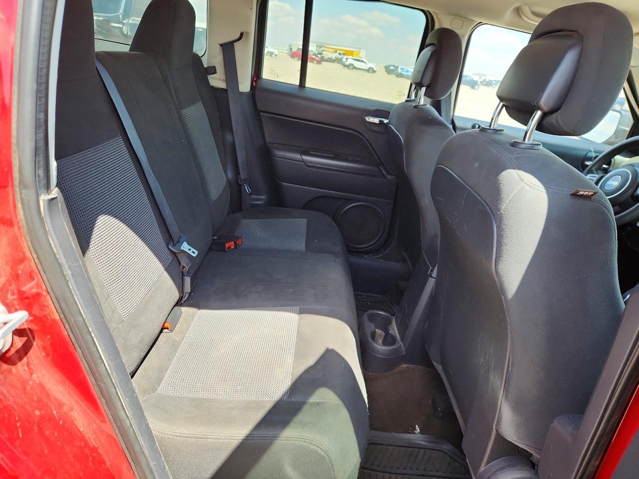 2015 Jeep Patriot Sport Red vin: 1C4NJPBA7FD285573