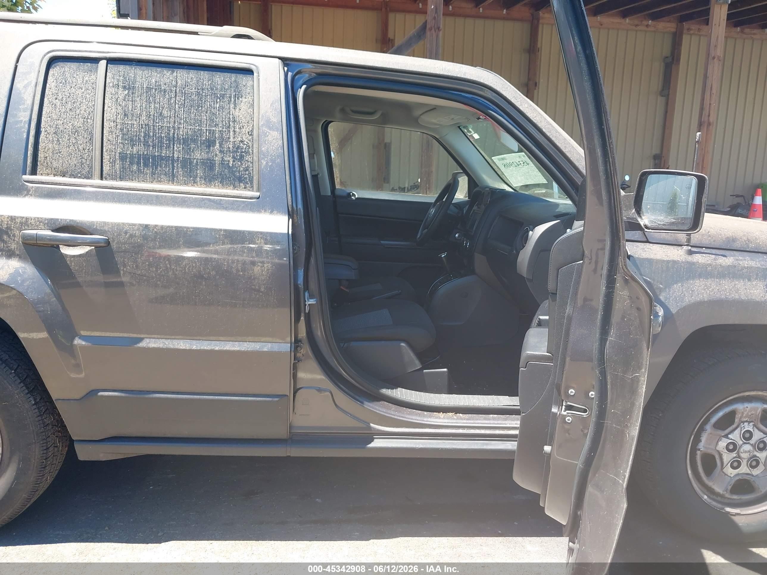 2015 Jeep Patriot Sport Gray vin: 1C4NJPBA7FD285752