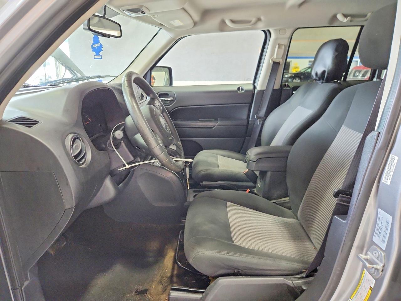 2015 Jeep Patriot Sport Silver vin: 1C4NJPBA7FD428747