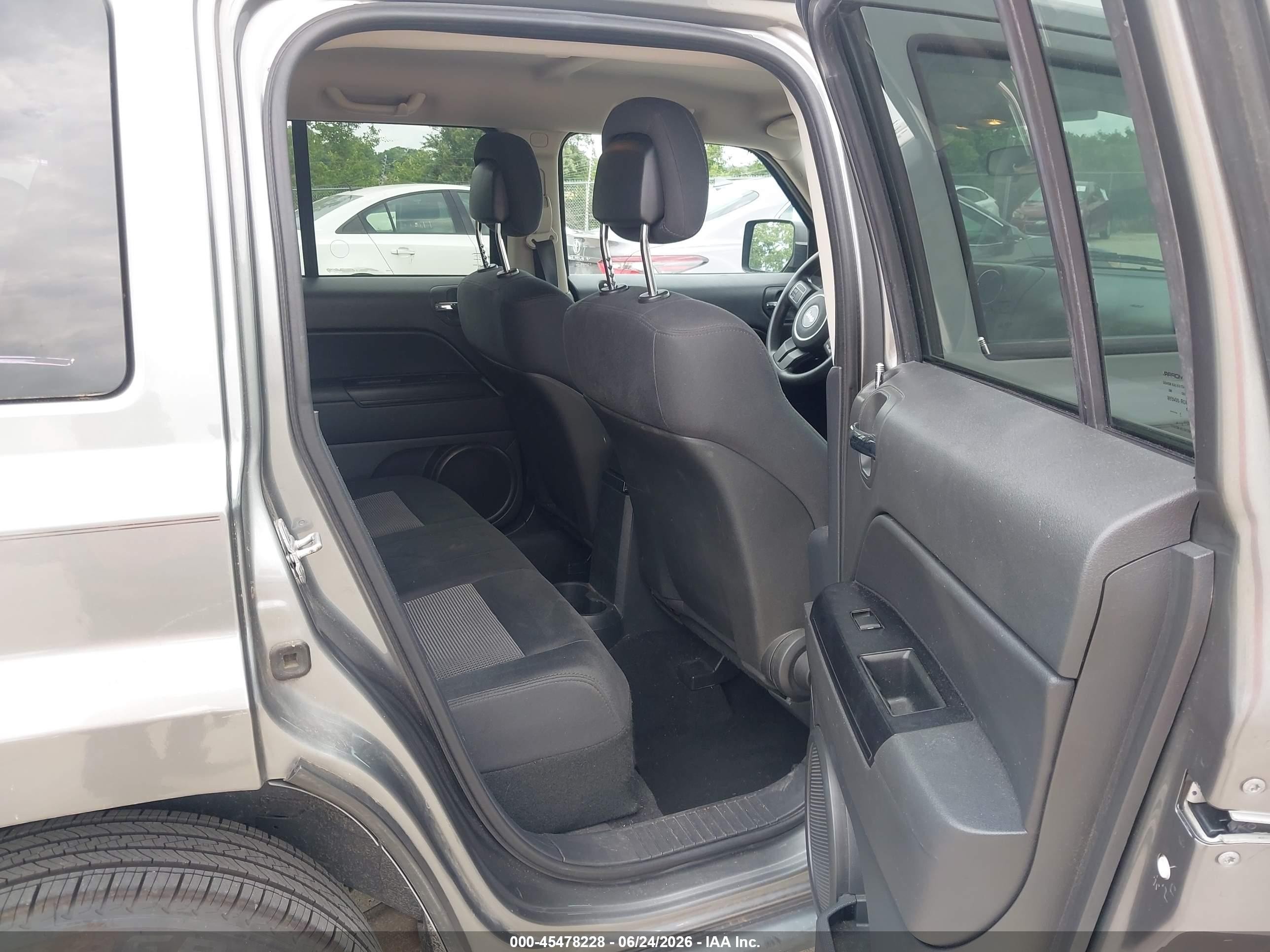 2012 Jeep Patriot Sport Gray vin: 1C4NJPBA8CD508991