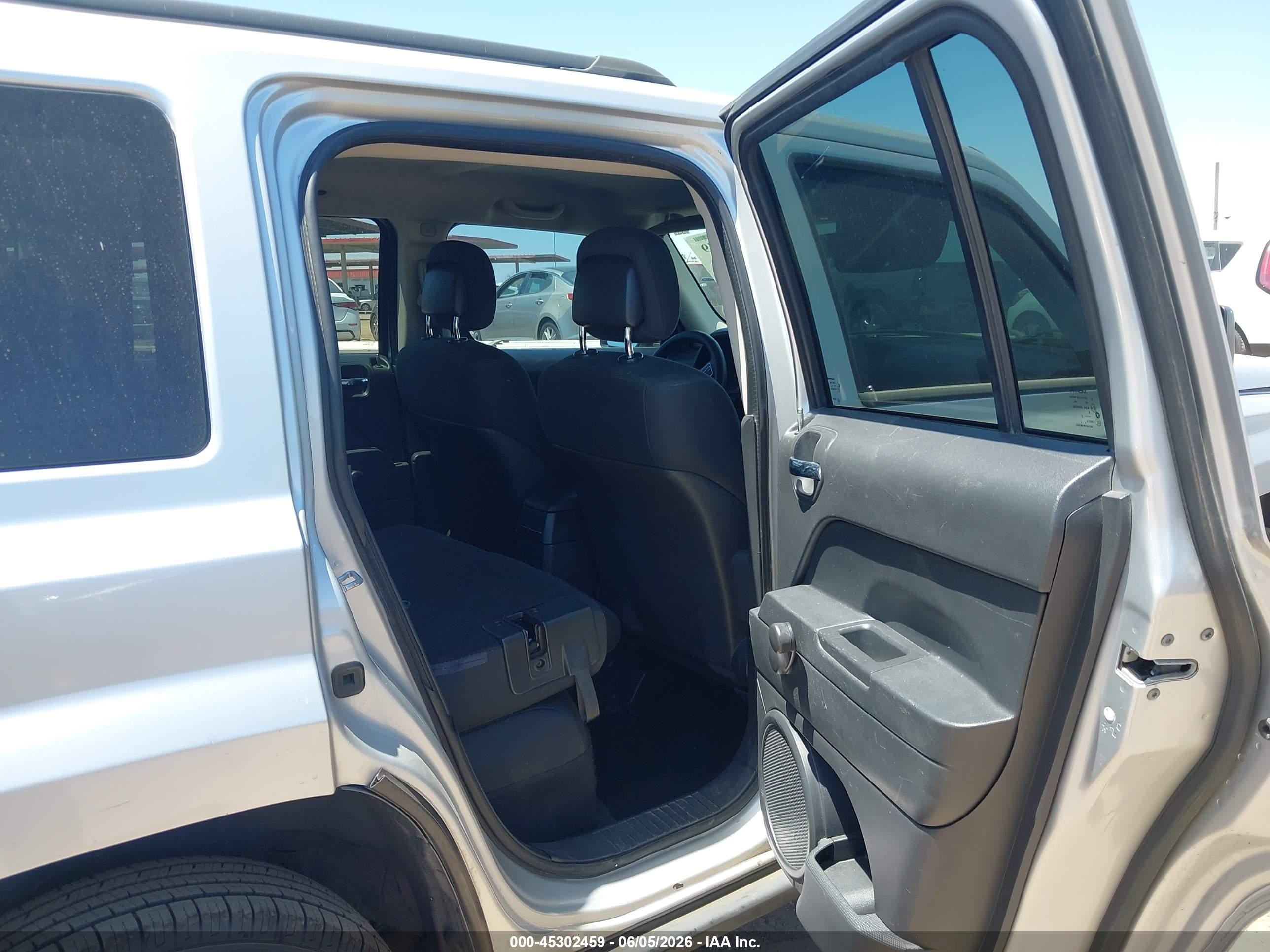 2012 Jeep Patriot Sport Silver vin: 1C4NJPBA8CD626264