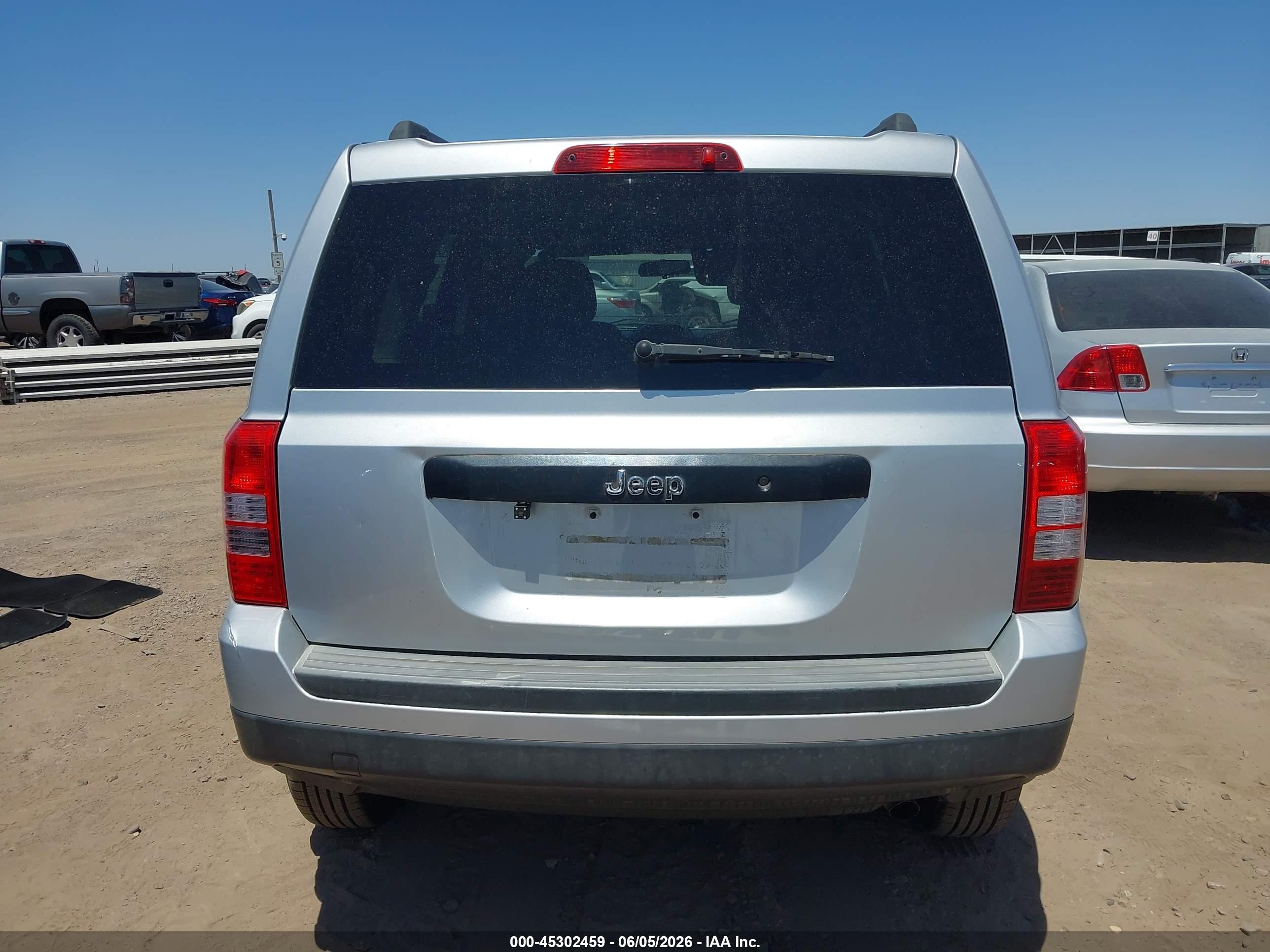 2012 Jeep Patriot Sport Silver vin: 1C4NJPBA8CD626264