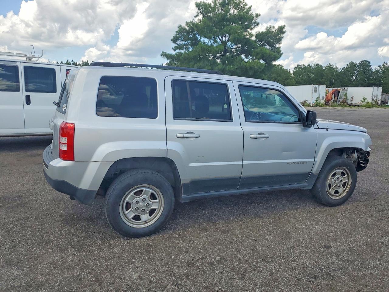 2012 Jeep Patriot Sport Серебряный vin: 1C4NJPBA8CD639094