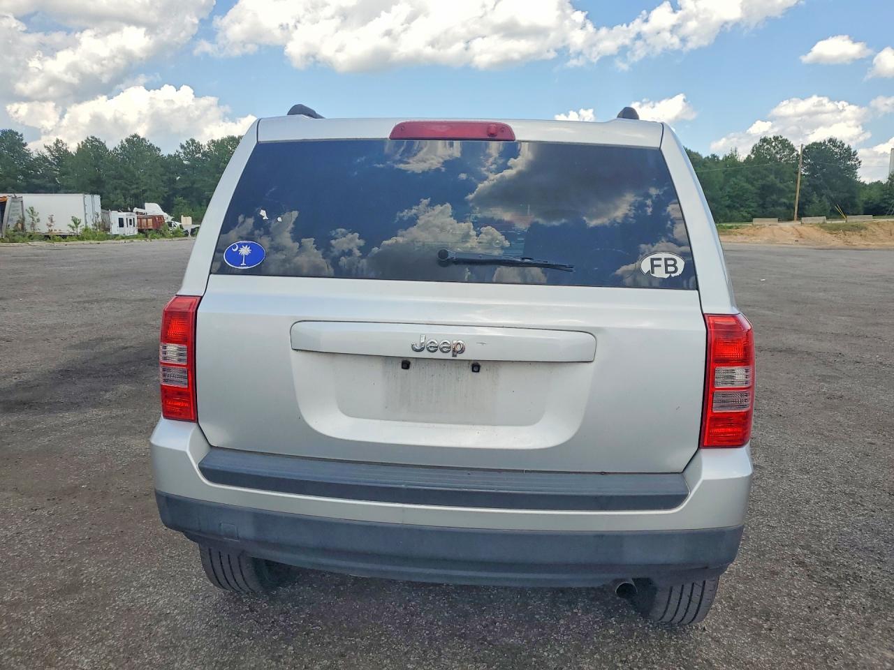 2012 Jeep Patriot Sport Серебряный vin: 1C4NJPBA8CD639094