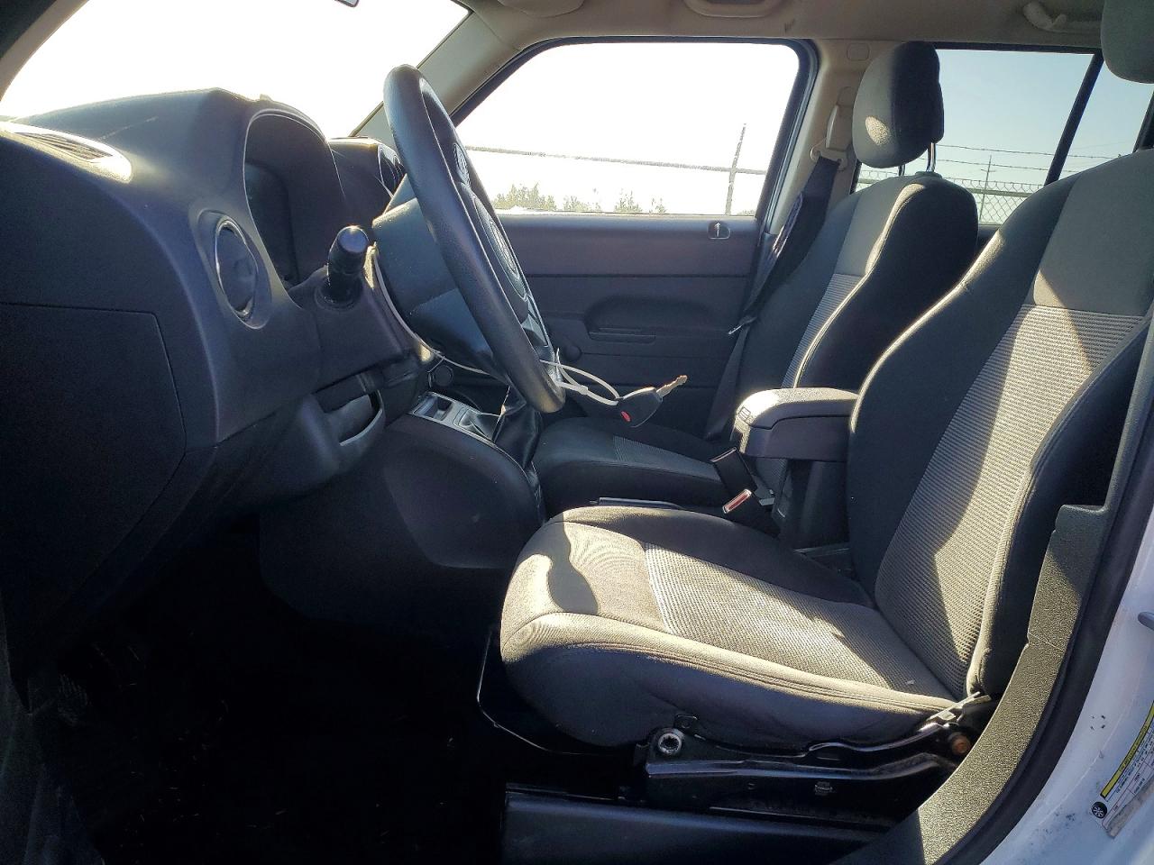 2014 Jeep Patriot Sport Белый vin: 1C4NJPBA8ED890281