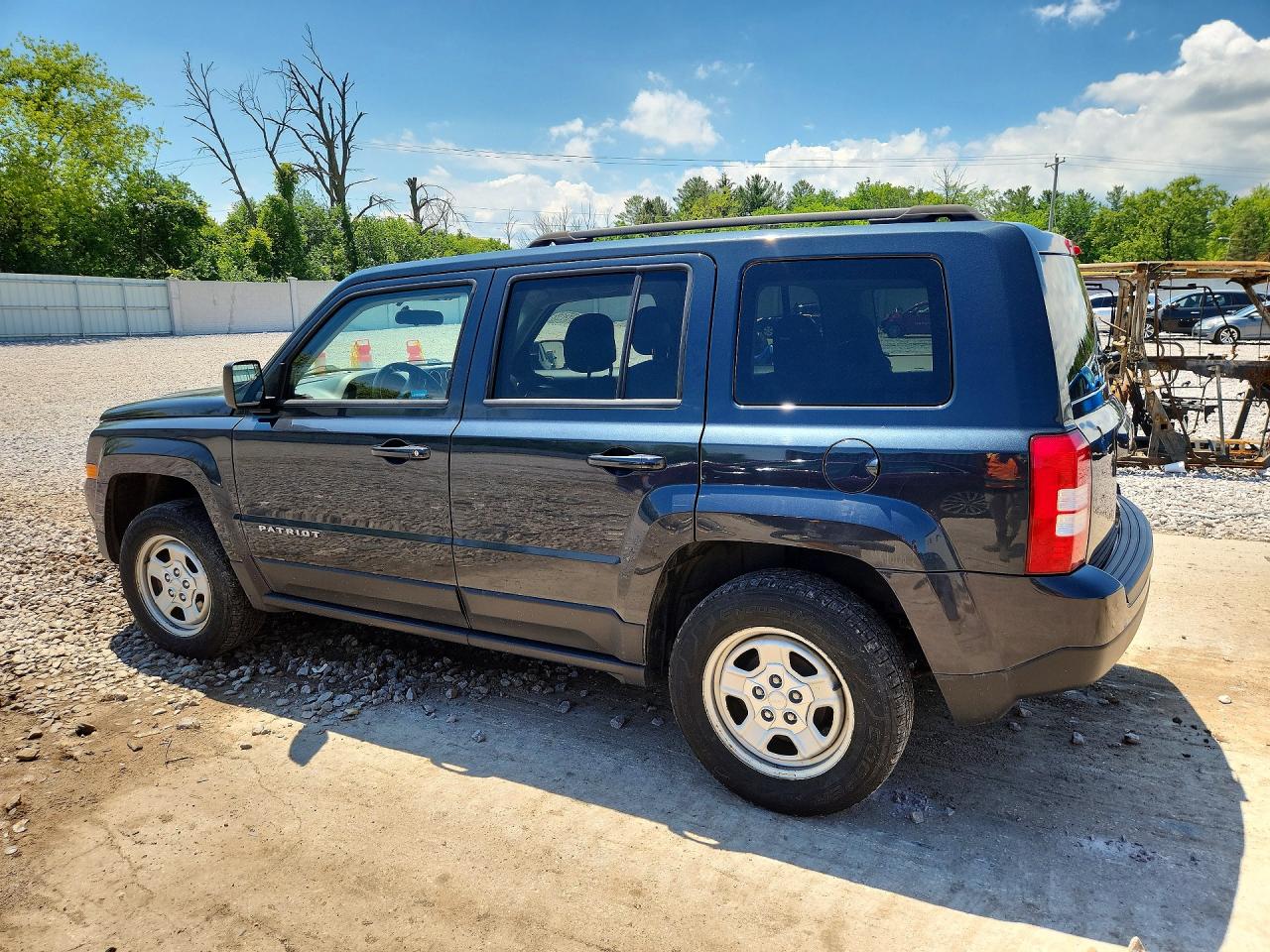 2015 Jeep Patriot Sport Gray vin: 1C4NJPBA8FD185370