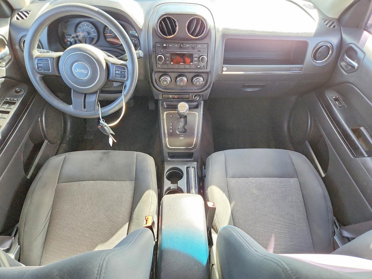 2015 Jeep Patriot Sport Серебряный vin: 1C4NJPBA8FD296565