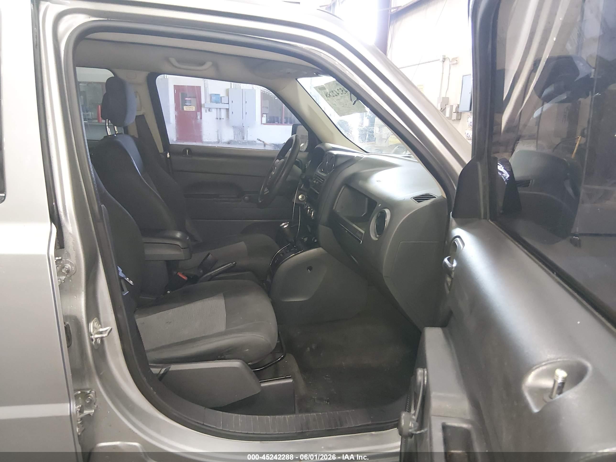 2015 Jeep Patriot Altitude Edition Gray vin: 1C4NJPBA8FD397699