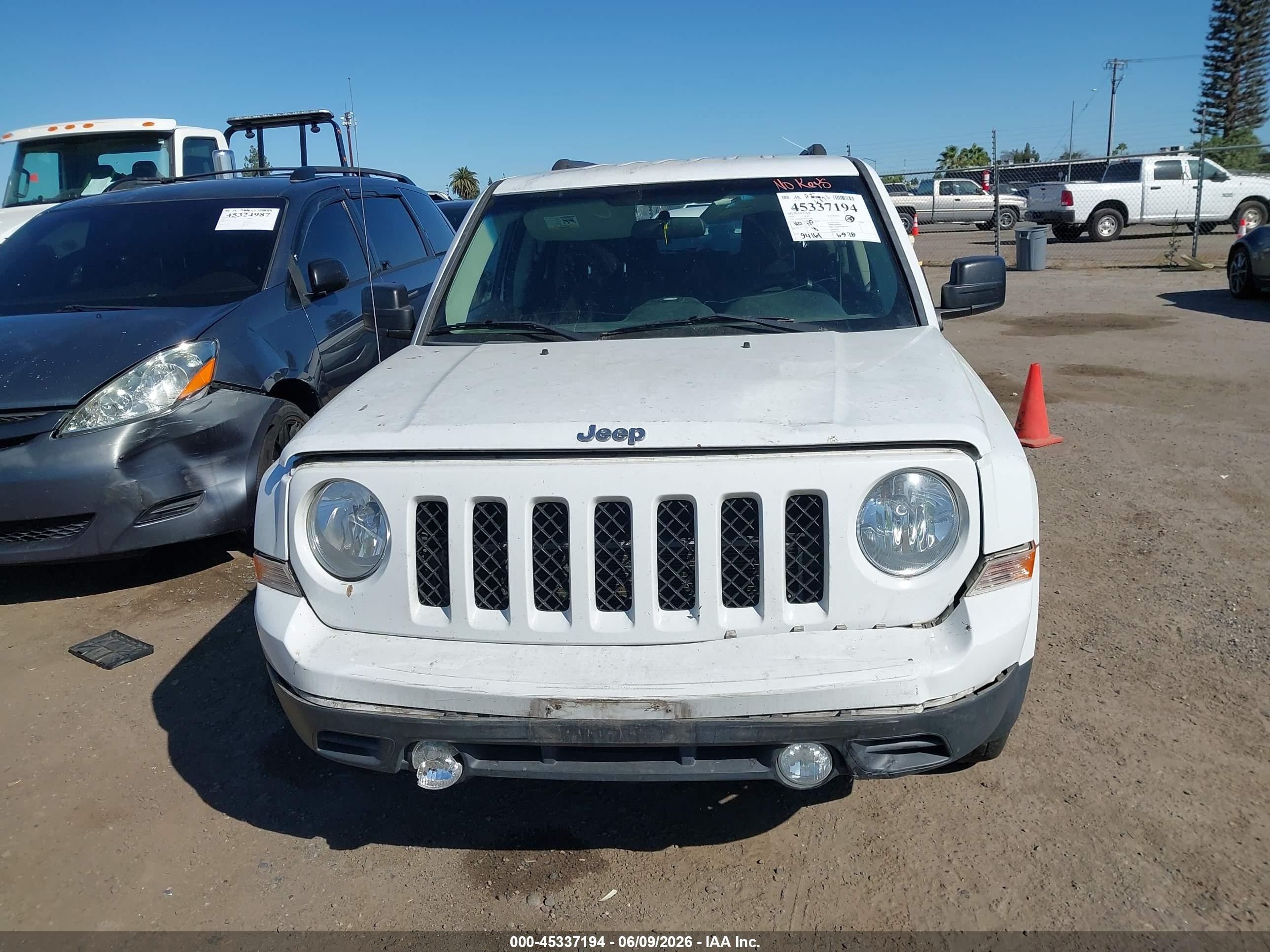 2015 Jeep Patriot Sport White vin: 1C4NJPBA8FD413867