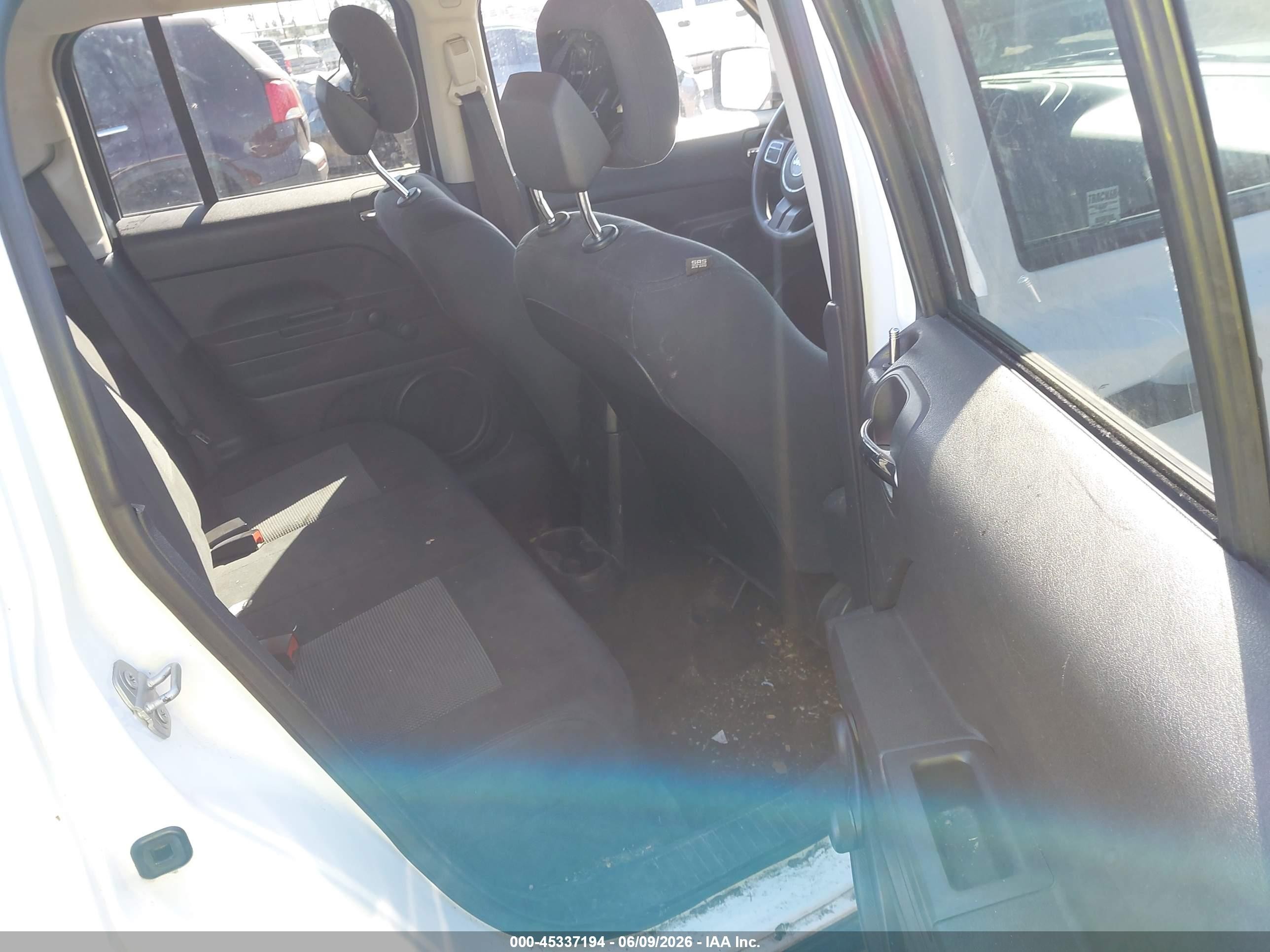 2015 Jeep Patriot Sport White vin: 1C4NJPBA8FD413867
