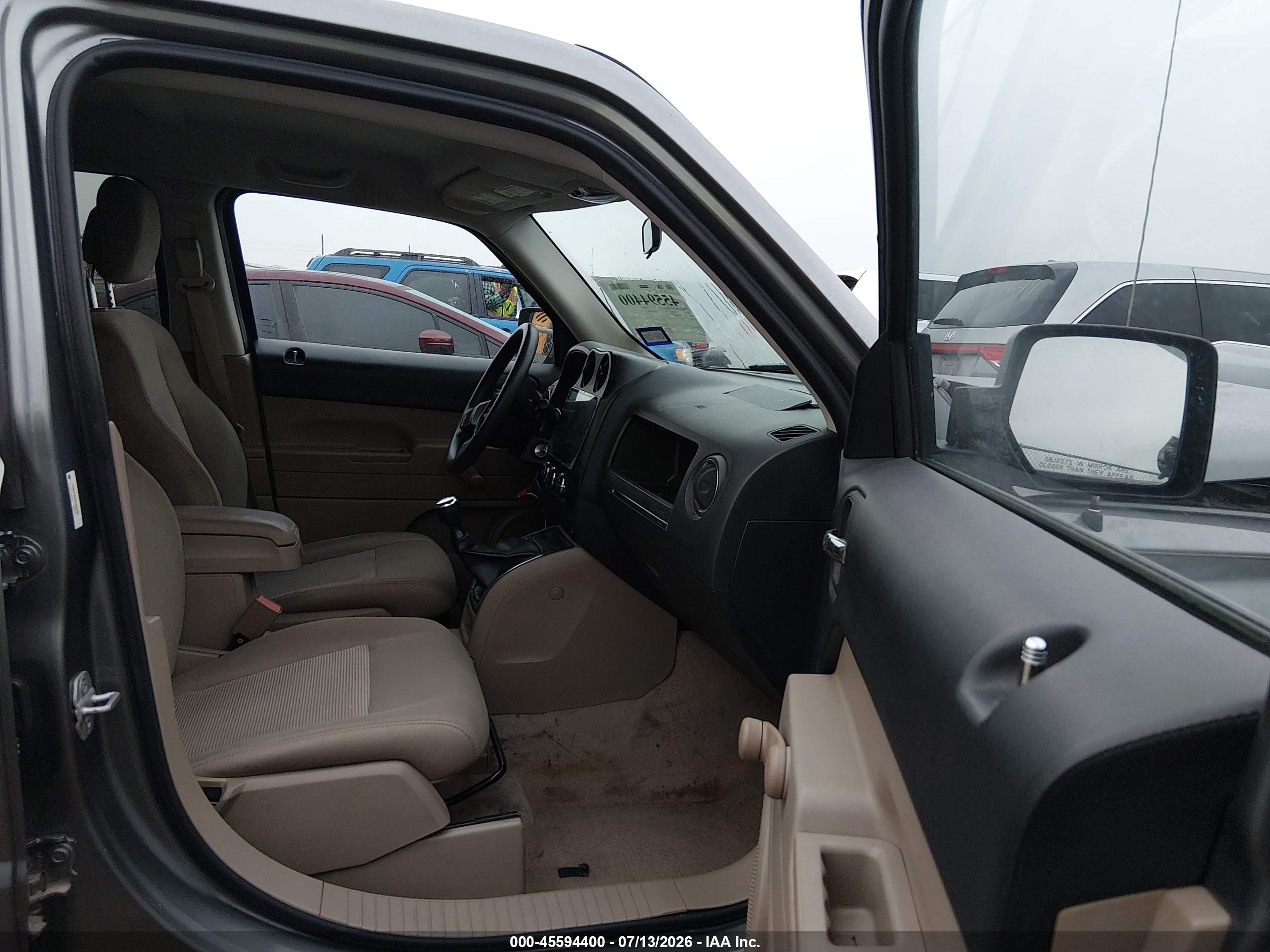 2012 Jeep Patriot Sport Gray vin: 1C4NJPBA9CD660858