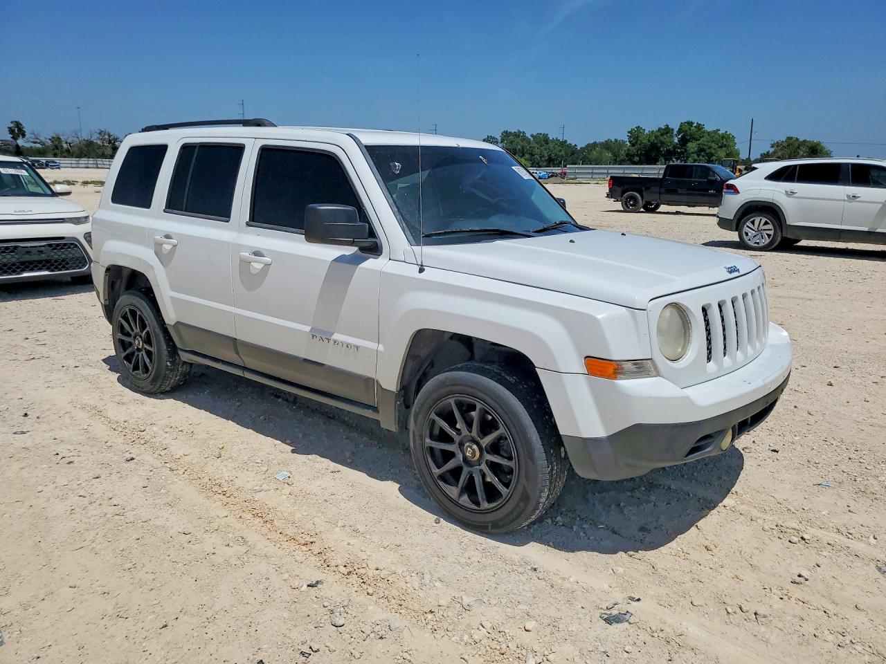2013 Jeep Patriot Sport White vin: 1C4NJPBA9DD264544