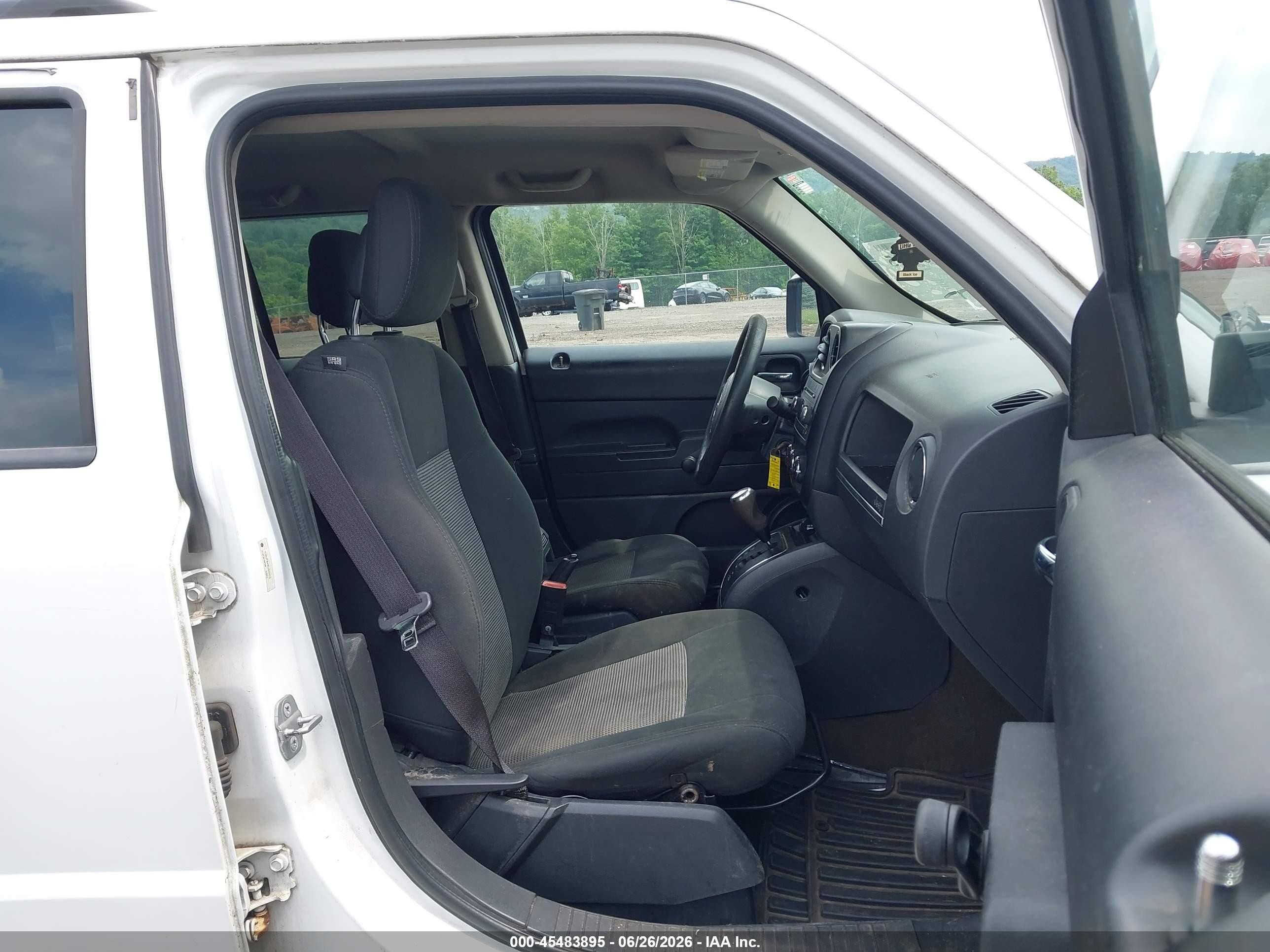 2014 Jeep Patriot Sport Белый vin: 1C4NJPBA9ED642816