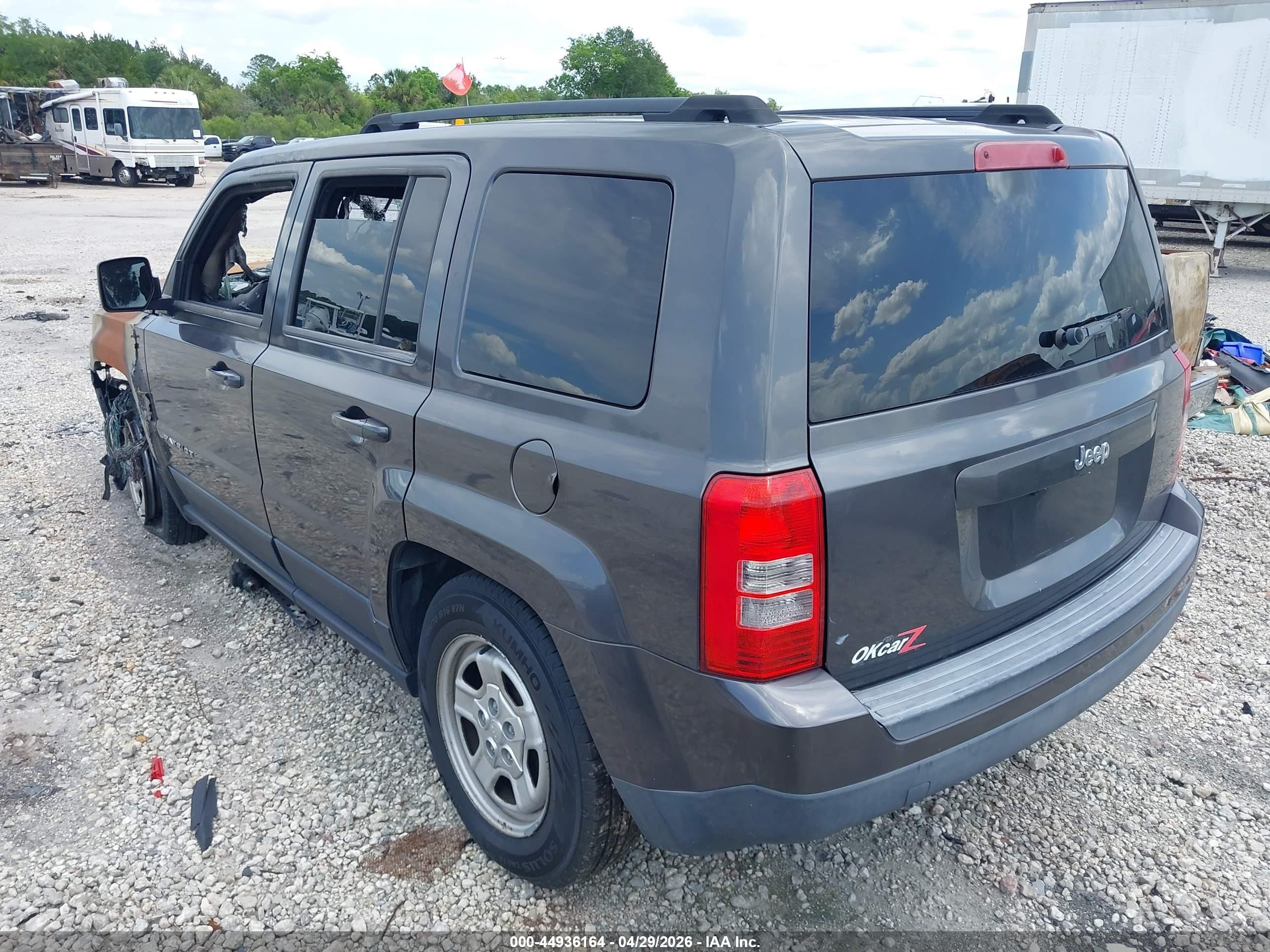 2014 Jeep Patriot Sport Gray vin: 1C4NJPBA9ED772398