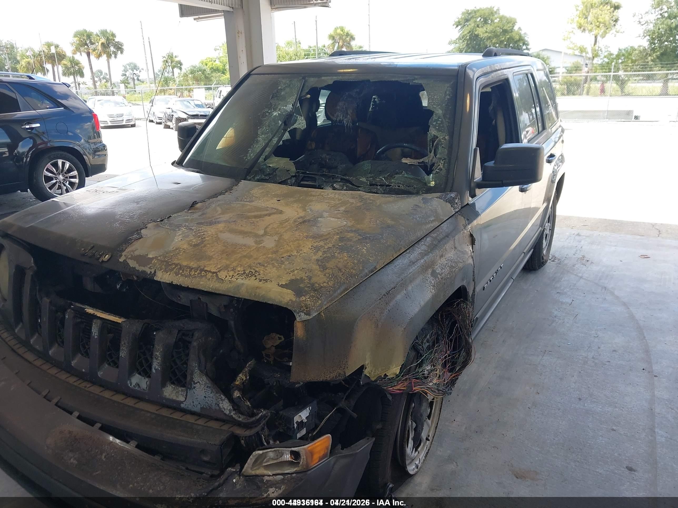 2014 Jeep Patriot Sport Gray vin: 1C4NJPBA9ED772398