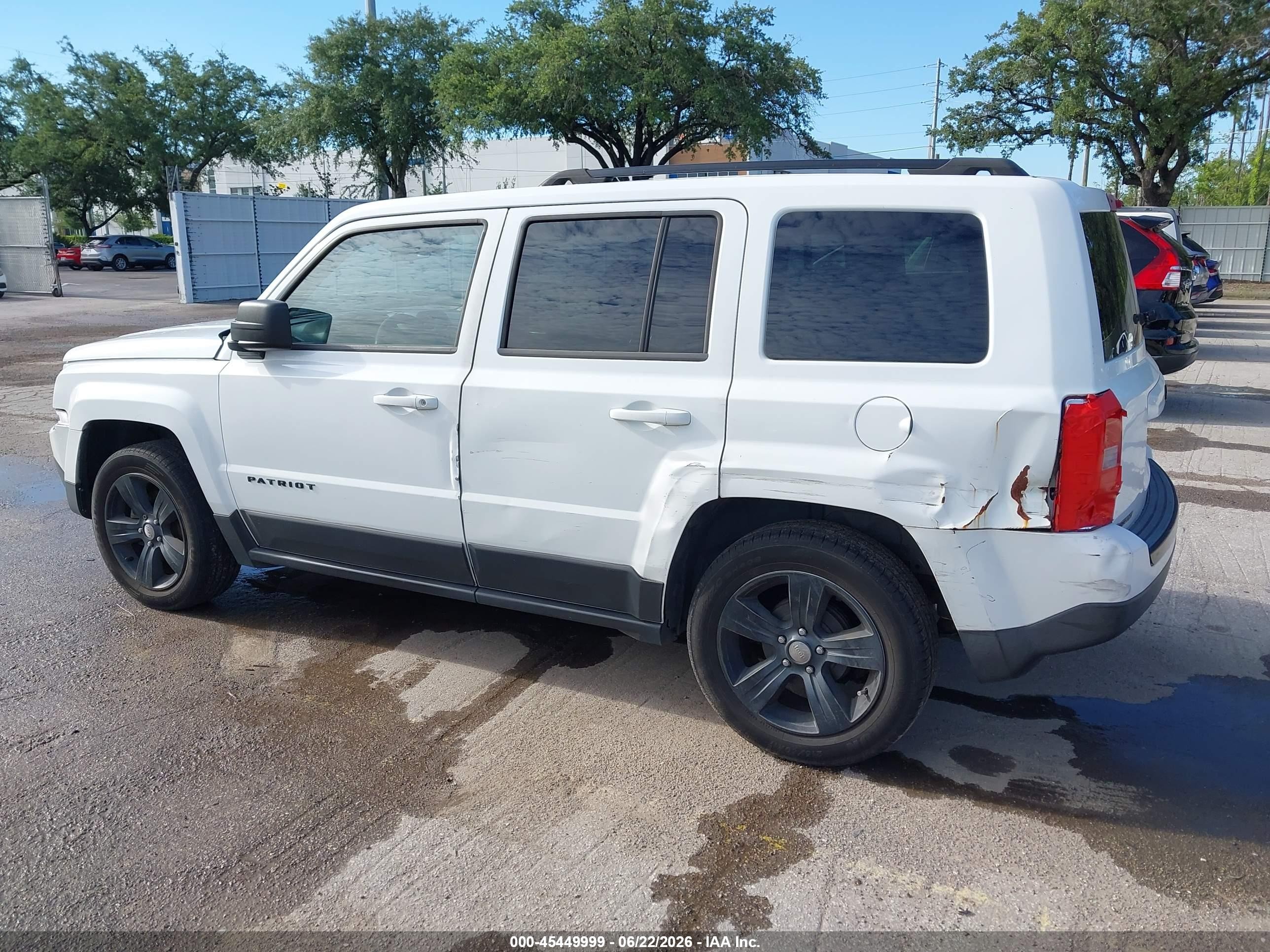 2014 Jeep Patriot Altitude Белый vin: 1C4NJPBA9ED849495