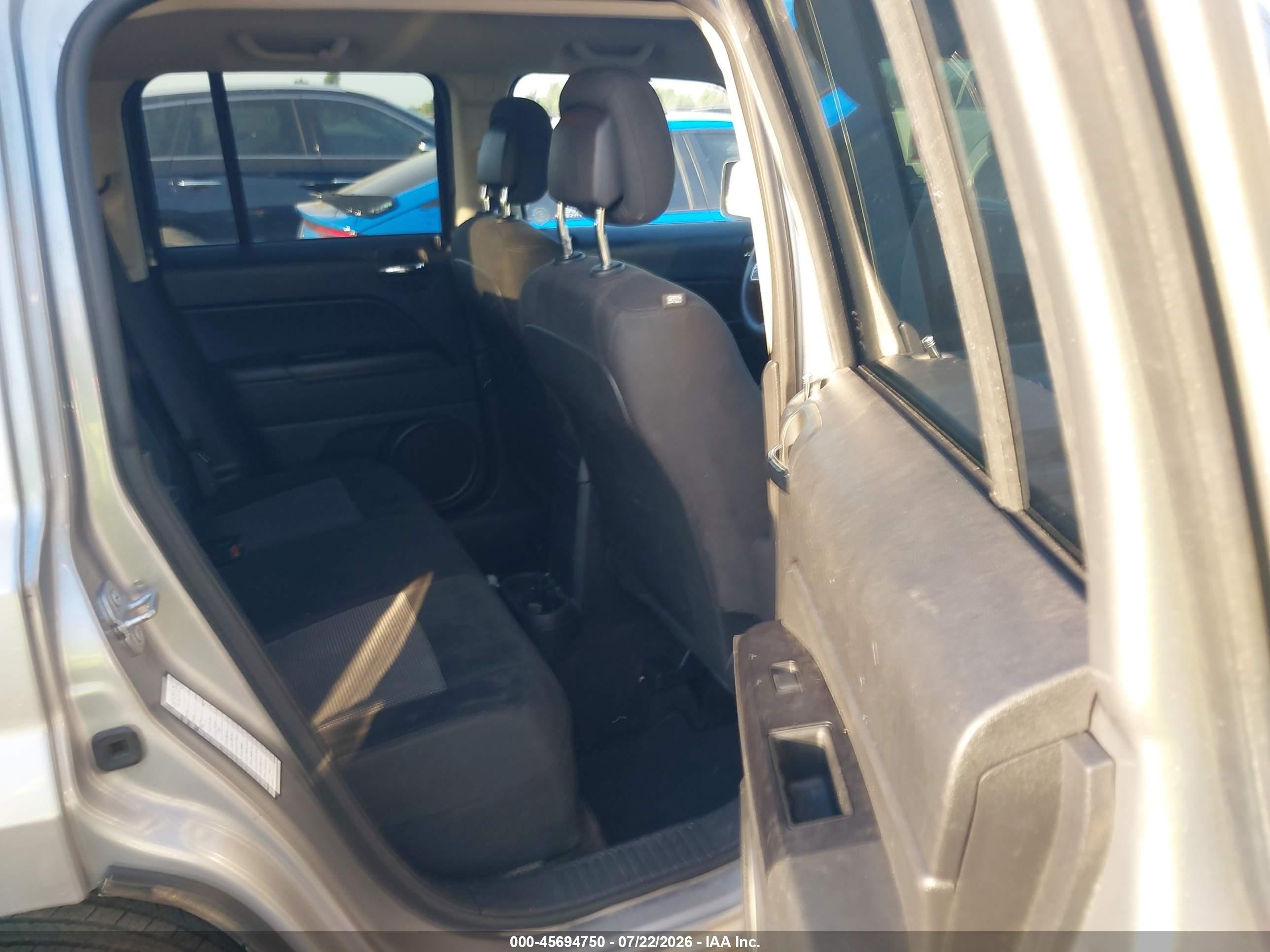 2015 Jeep Patriot Sport Silver vin: 1C4NJPBA9FD334028