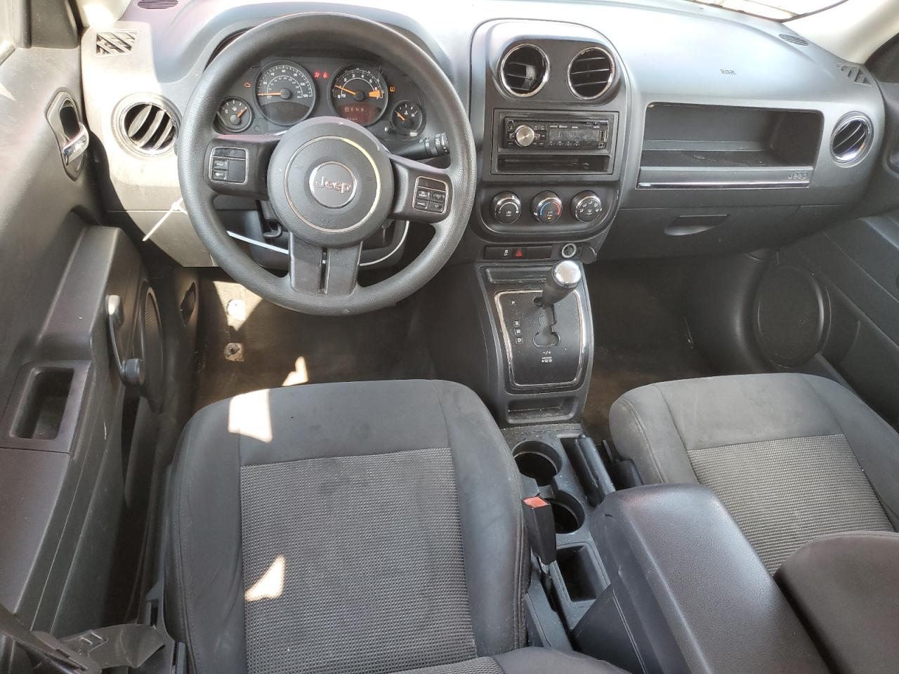 2015 Jeep Patriot Sport Red vin: 1C4NJPBA9FD400481