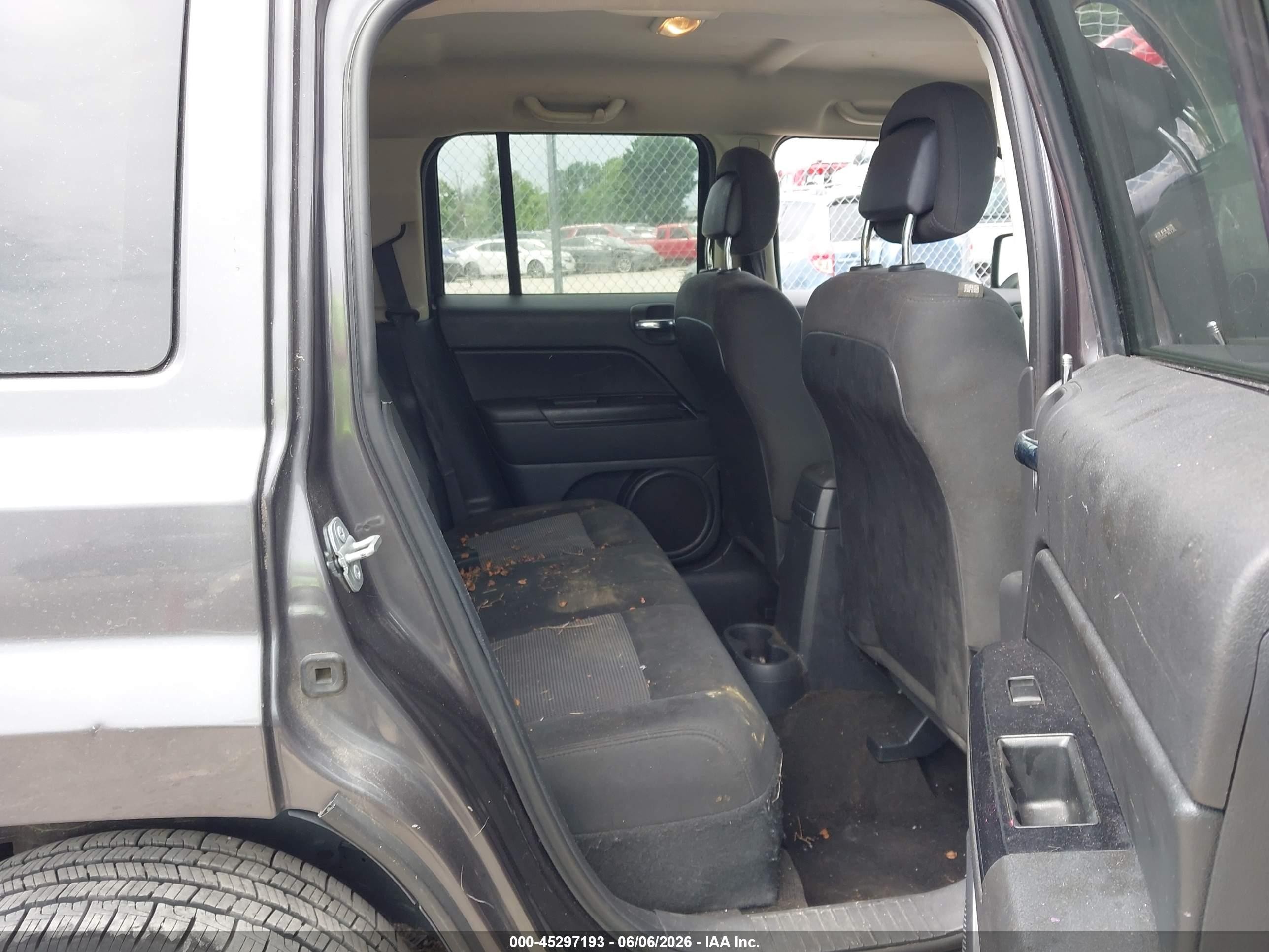 2015 Jeep Patriot Altitude Edition Gray vin: 1C4NJPBA9FD428636