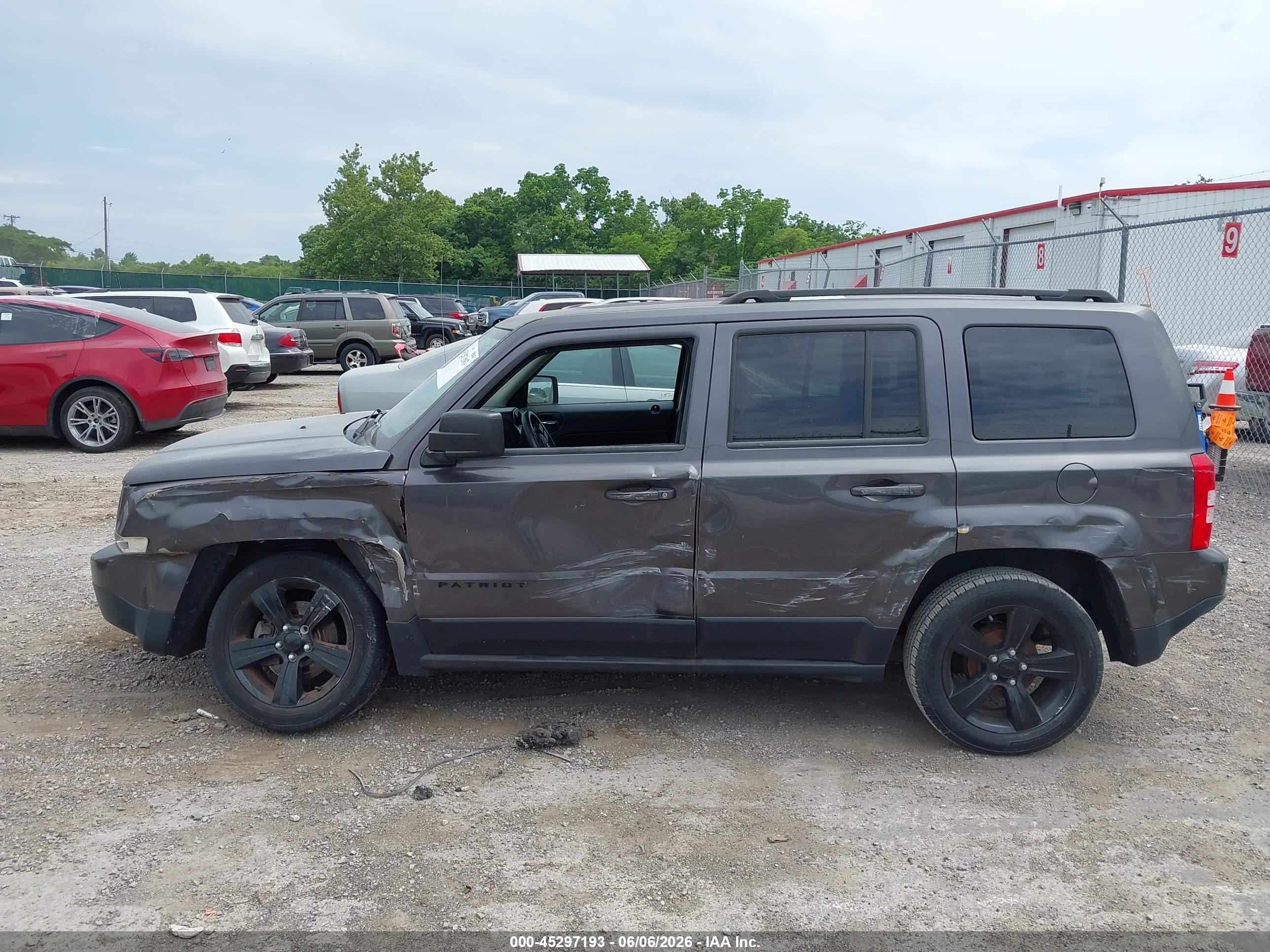 2015 Jeep Patriot Altitude Edition Gray vin: 1C4NJPBA9FD428636