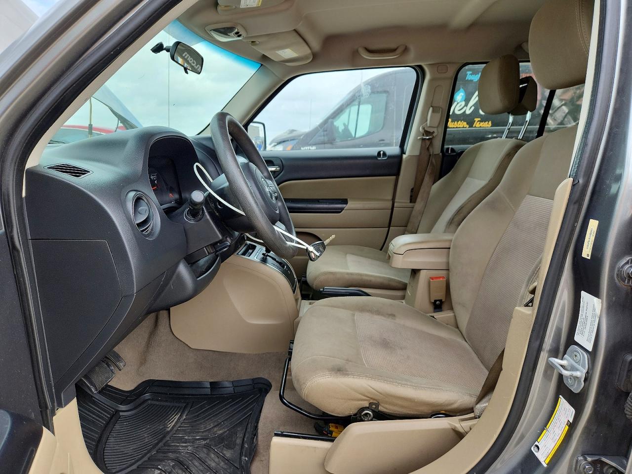 2012 Jeep Patriot Sport Gray vin: 1C4NJPBAXCD585944