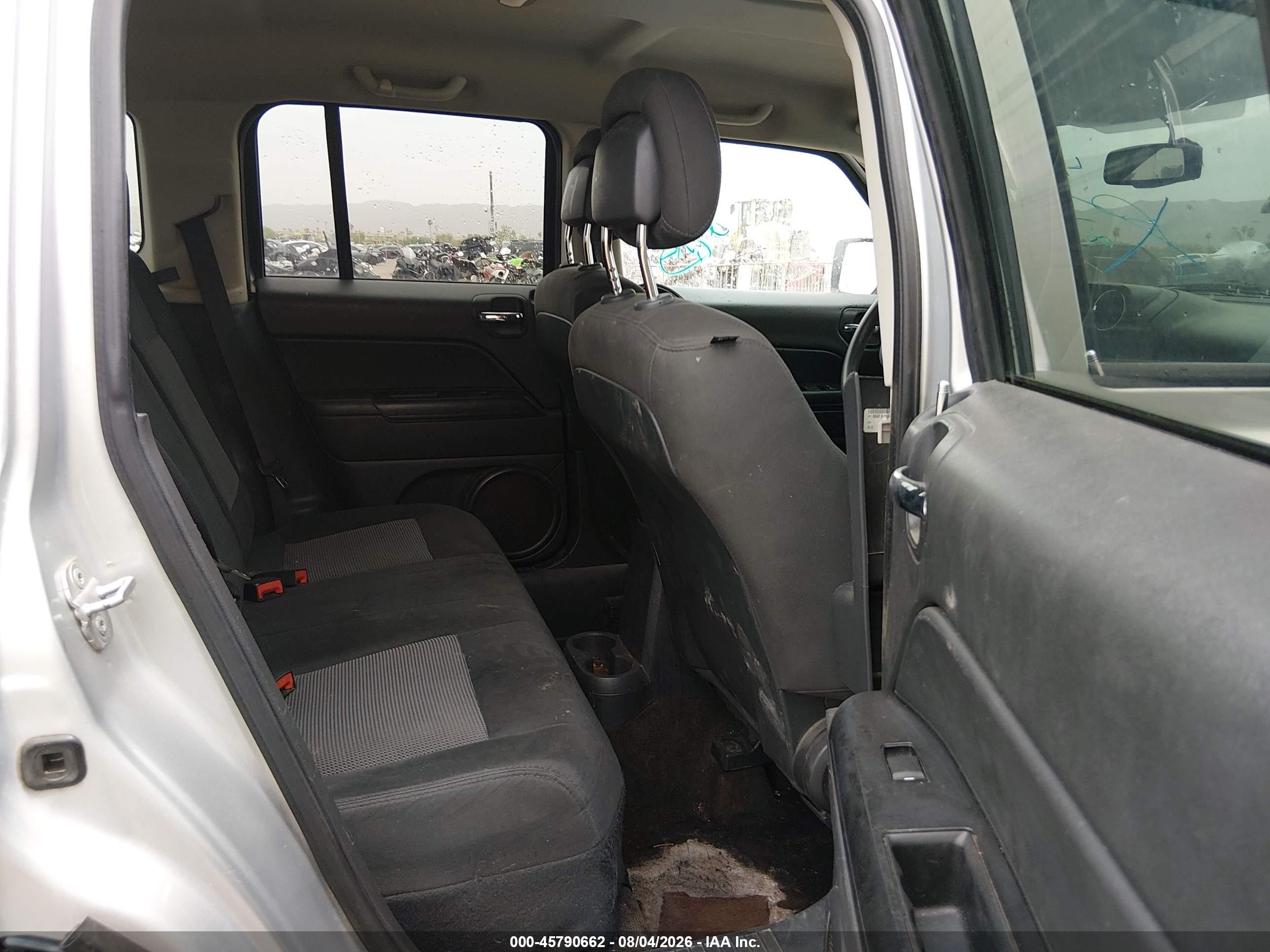2014 Jeep Patriot Sport Gray vin: 1C4NJPBAXED559511