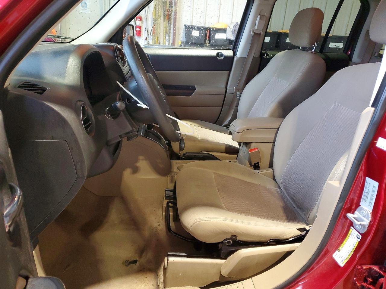 2014 Jeep Patriot Red vin: 1C4NJPBAXED890394