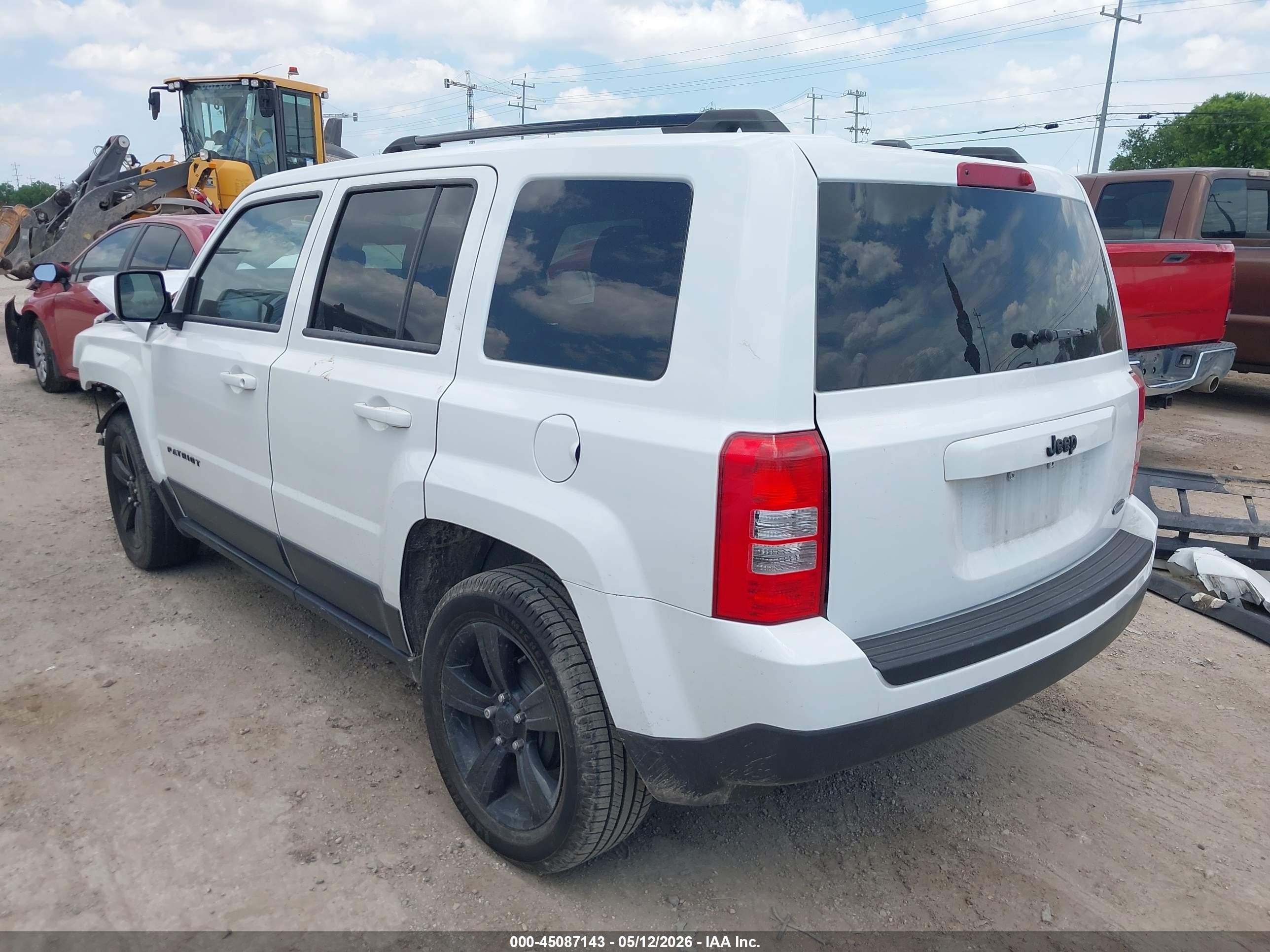 2014 Jeep Patriot Altitude White vin: 1C4NJPBAXED893182