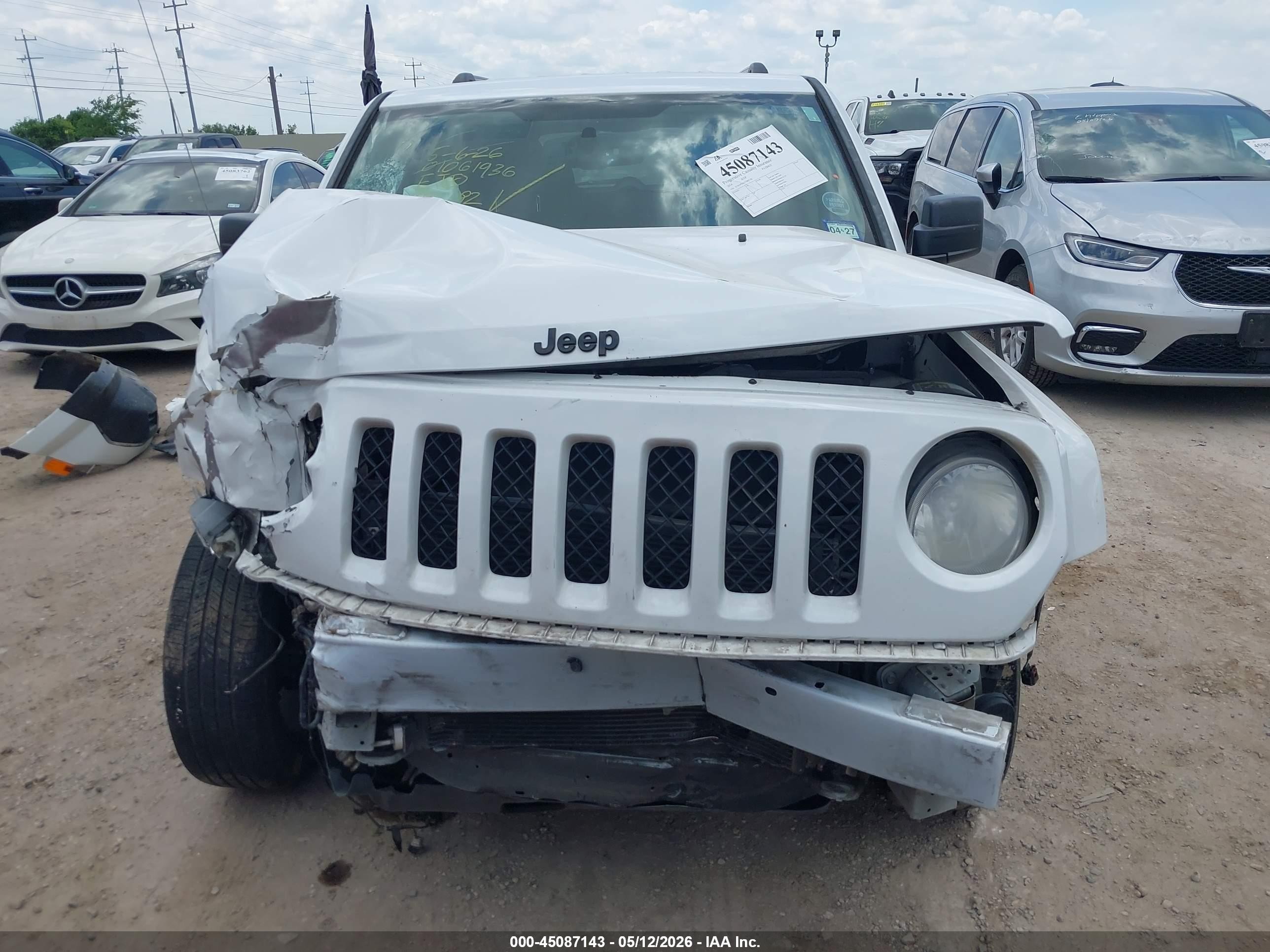 2014 Jeep Patriot Altitude White vin: 1C4NJPBAXED893182