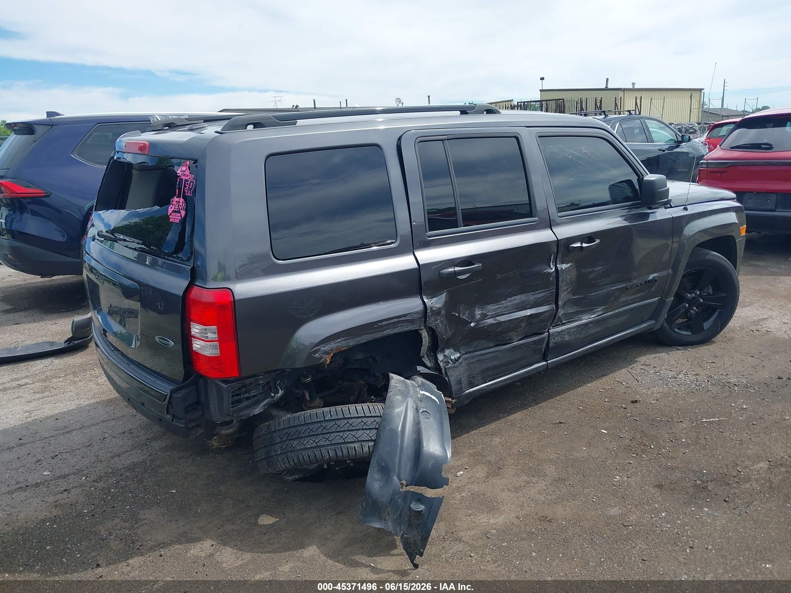 2015 Jeep Patriot Altitude Edition Серый vin: 1C4NJPBAXFD328240