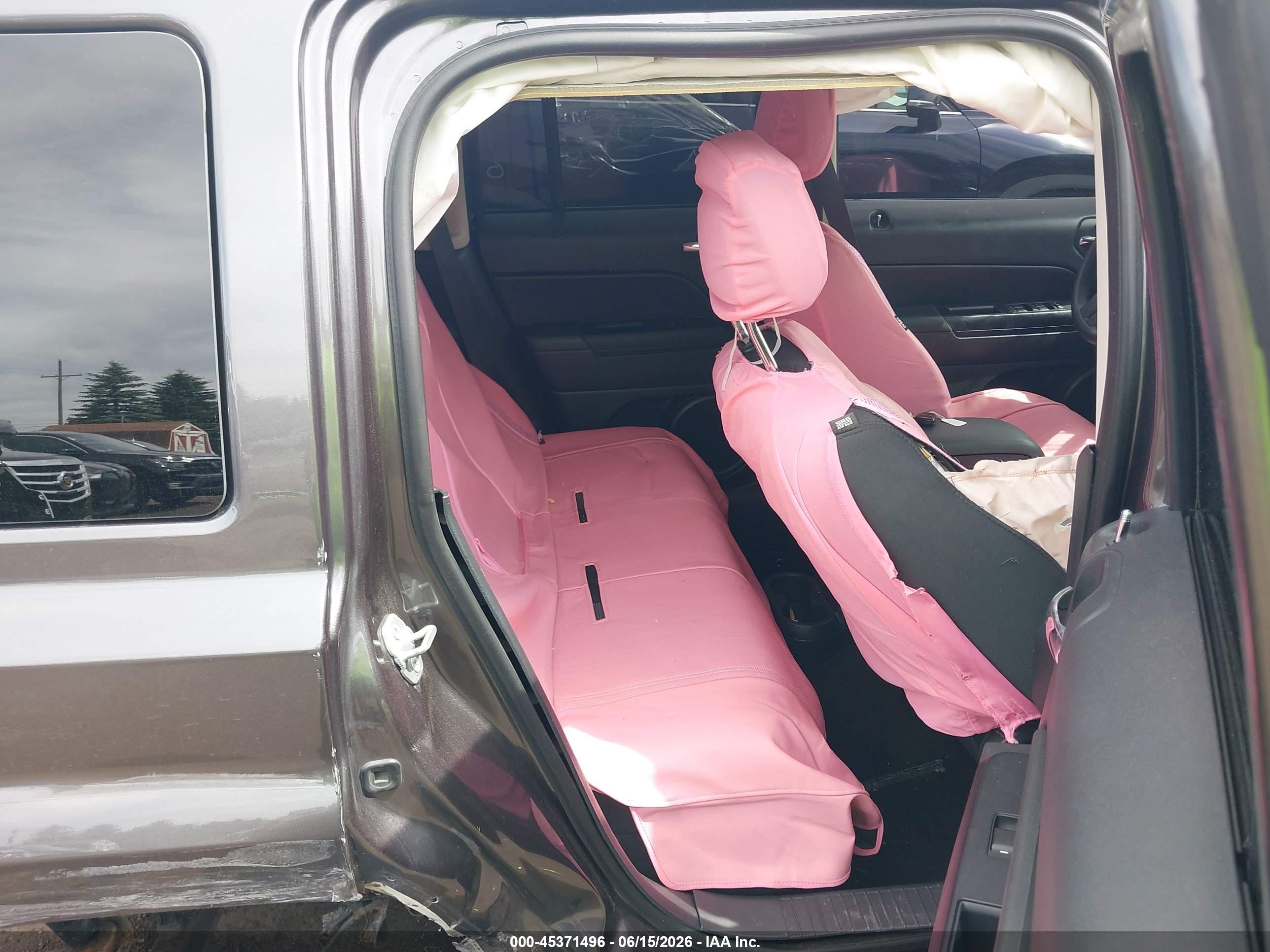 2015 Jeep Patriot Altitude Edition Серый vin: 1C4NJPBAXFD328240