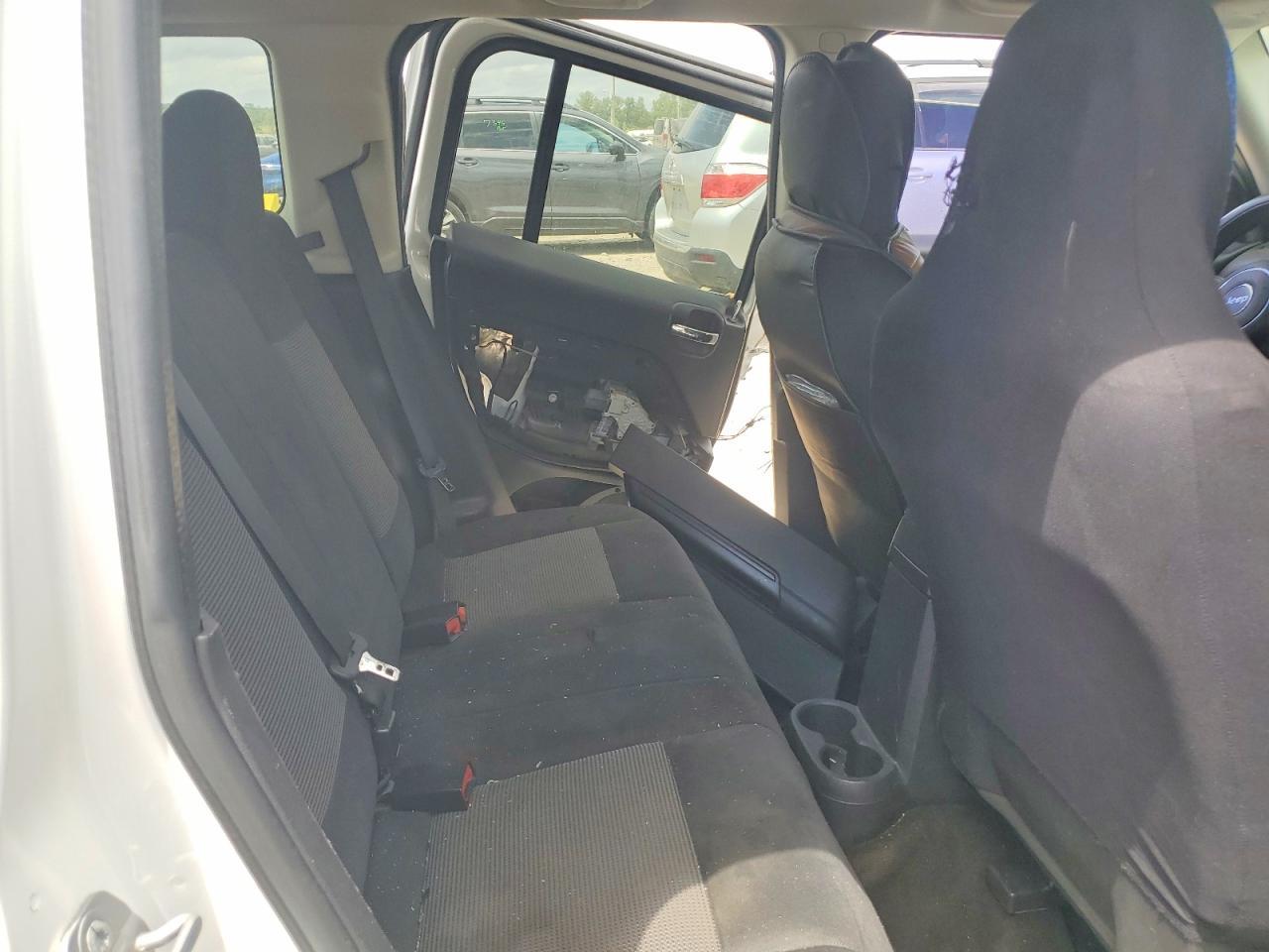 2014 Jeep Patriot Sport Белый vin: 1C4NJPBB0ED859261