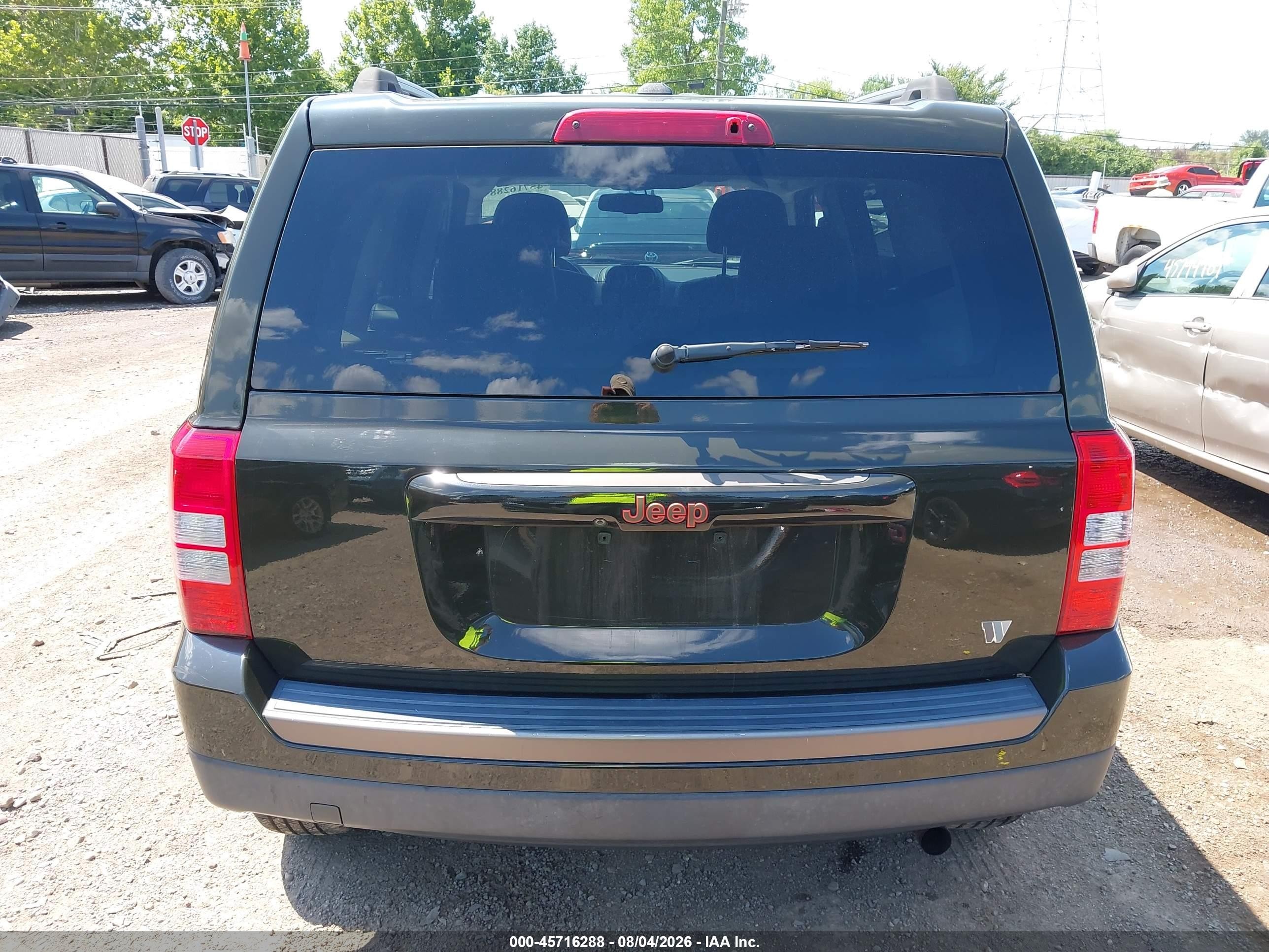 2016 Jeep Patriot 75th Anniversary Green vin: 1C4NJPBB0GD815702