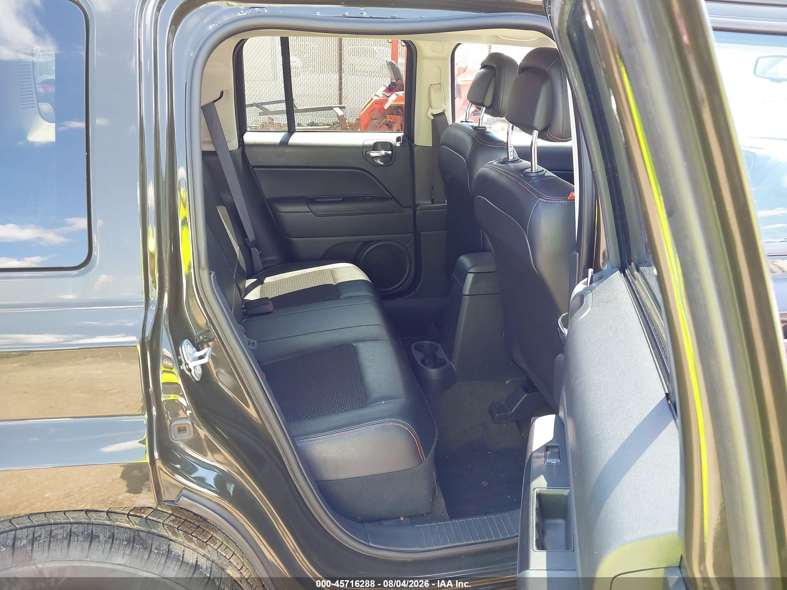 2016 Jeep Patriot 75th Anniversary Green vin: 1C4NJPBB0GD815702