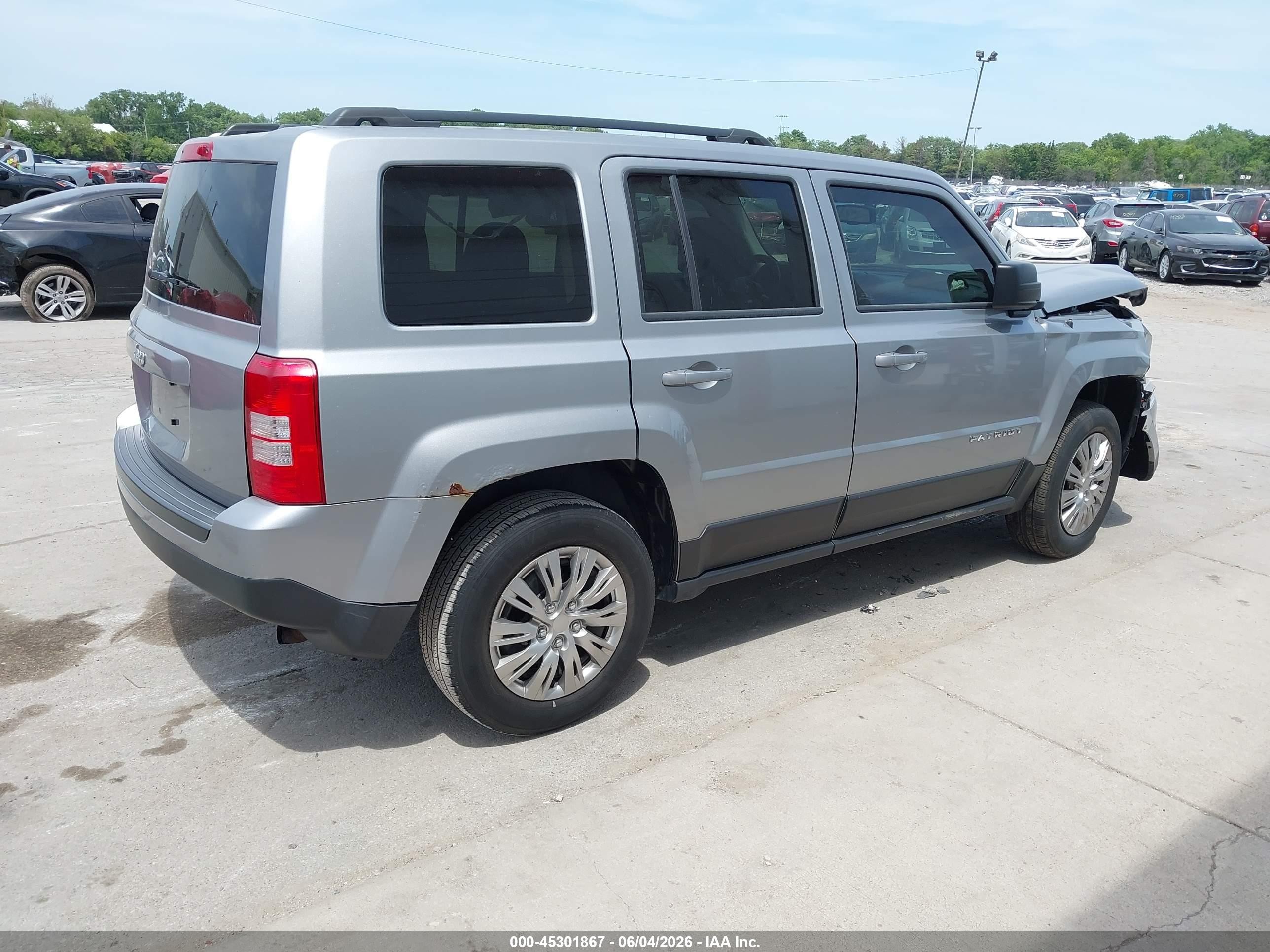 2014 Jeep Patriot Sport Silver vin: 1C4NJPBB1ED916325