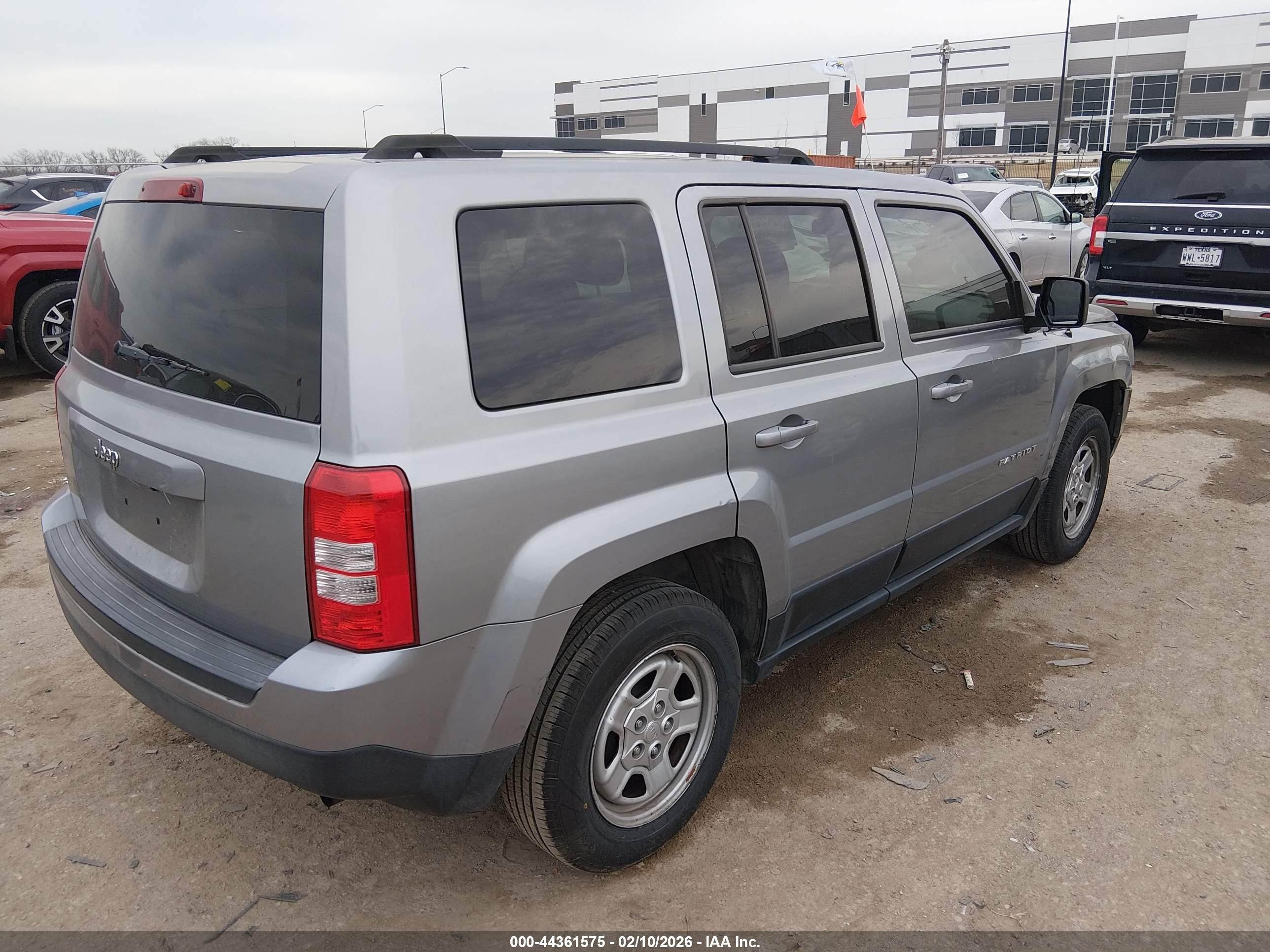 2015 Jeep Patriot Sport Серебряный vin: 1C4NJPBB1FD115962