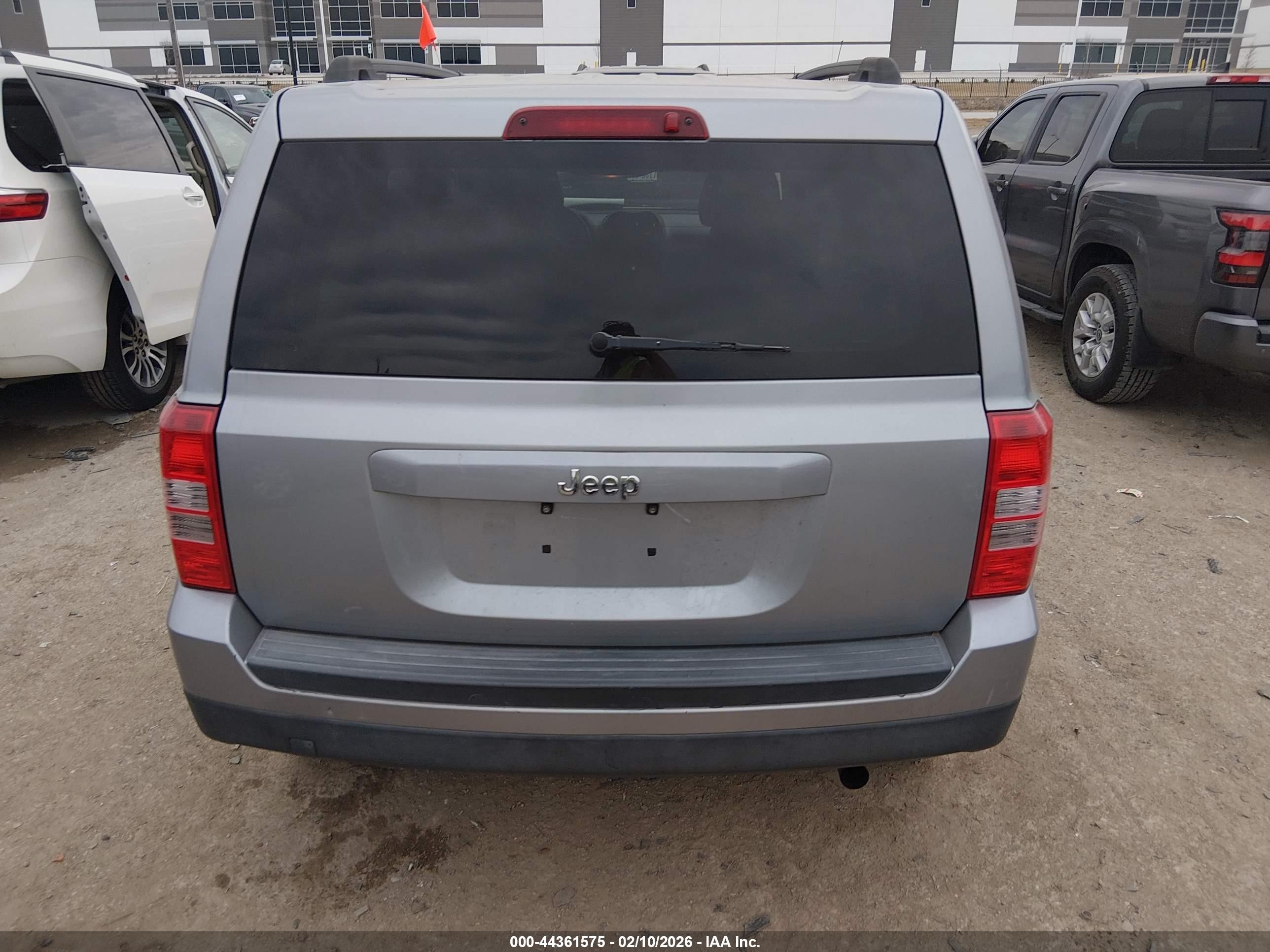 2015 Jeep Patriot Sport Серебряный vin: 1C4NJPBB1FD115962