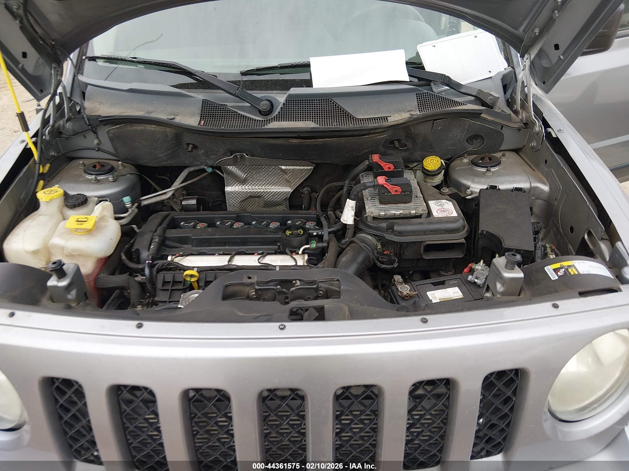 2015 Jeep Patriot Sport Серебряный vin: 1C4NJPBB1FD115962