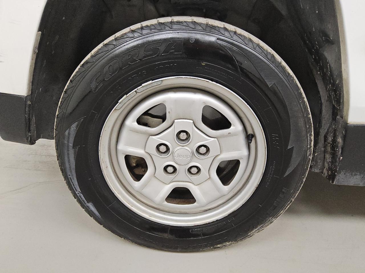 2015 Jeep Patriot Sport White vin: 1C4NJPBB1FD264405 Damage: Left Front Tire, Worn, Replacement Required