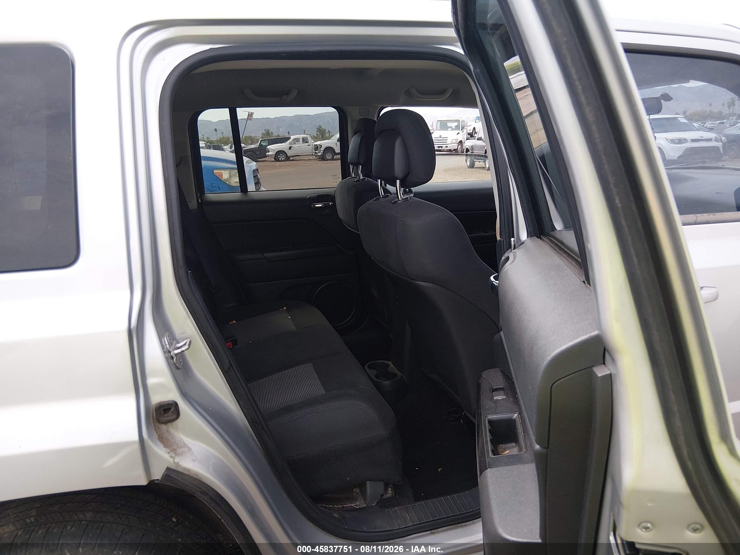 2012 Jeep Patriot Sport Silver vin: 1C4NJPBB3CD539218