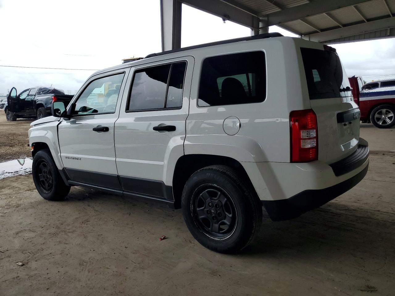 2014 Jeep Patriot Sport White vin: 1C4NJPBB3ED927360