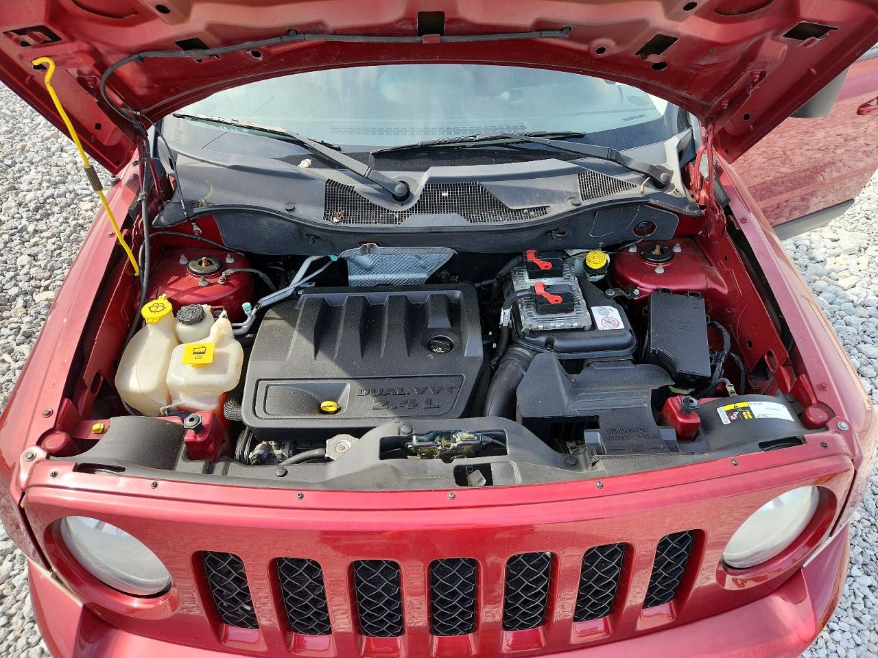 2015 Jeep Patriot Sport Red vin: 1C4NJPBB3FD349908