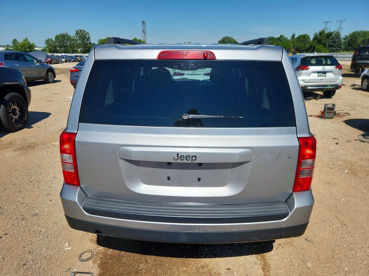 2015 Jeep Patriot Sport Silver vin: 1C4NJPBB3FD398364