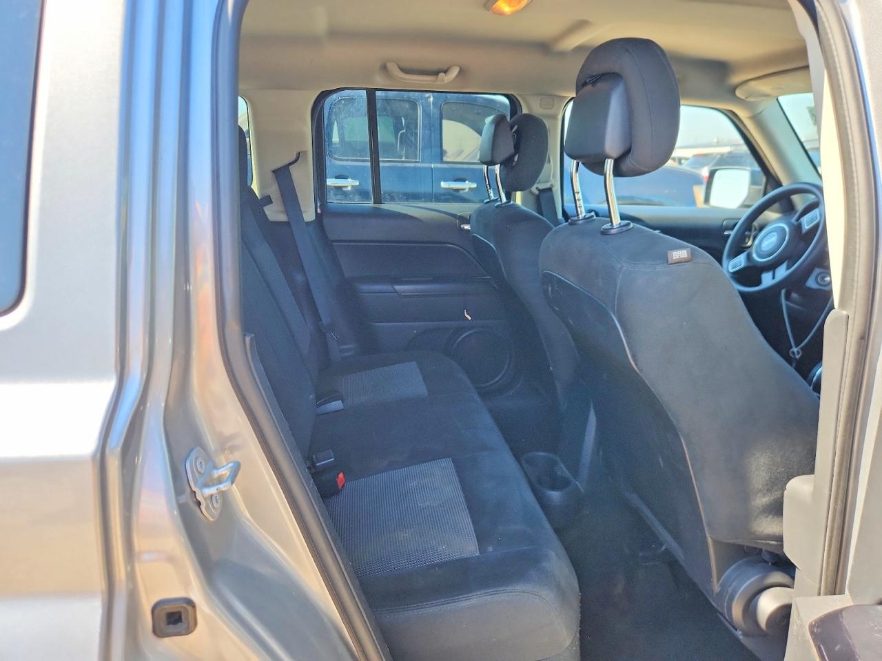 2015 Jeep Patriot Sport Silver vin: 1C4NJPBB3FD398364