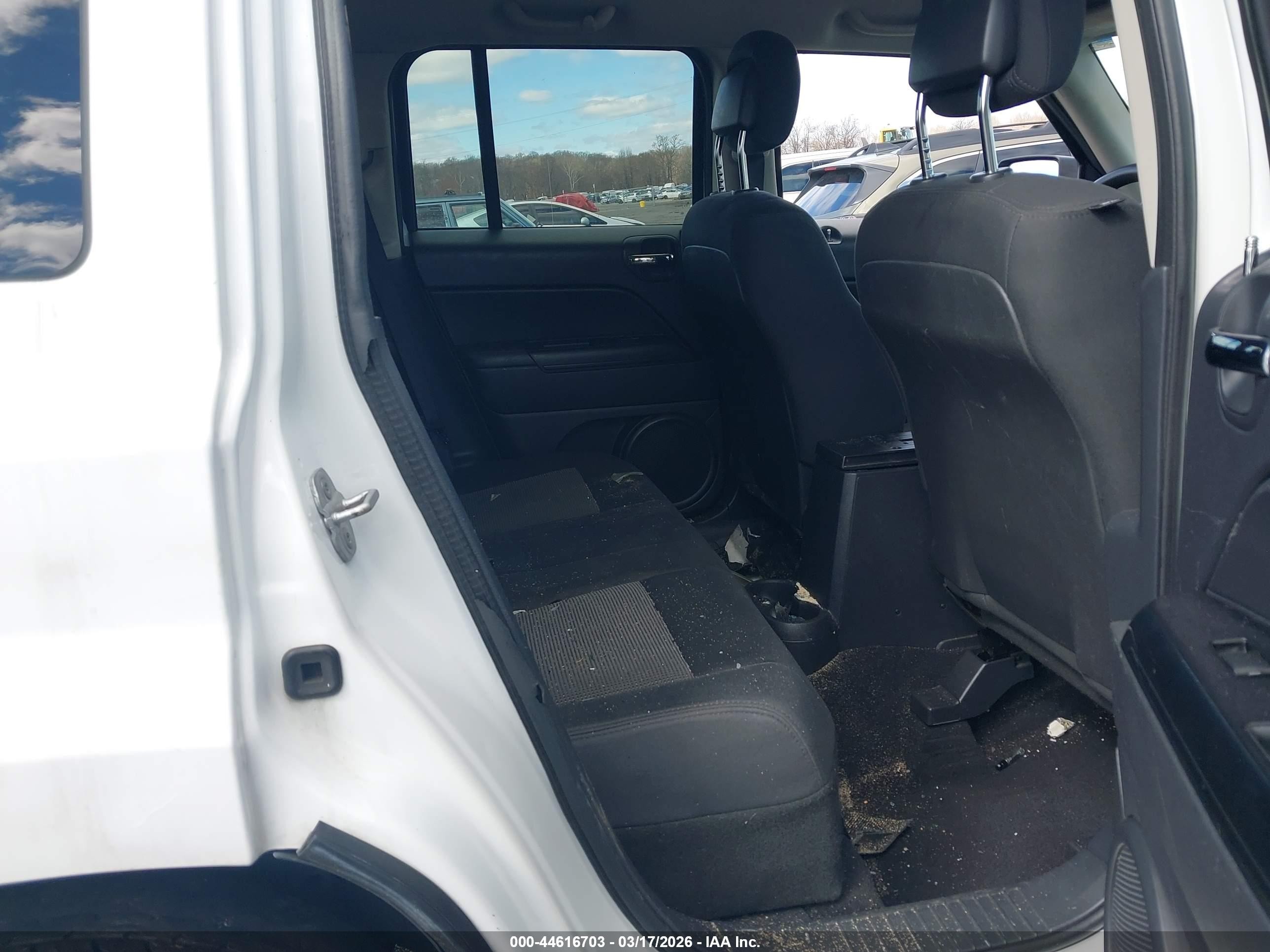 2012 Jeep Patriot Sport White vin: 1C4NJPBB4CD554049
