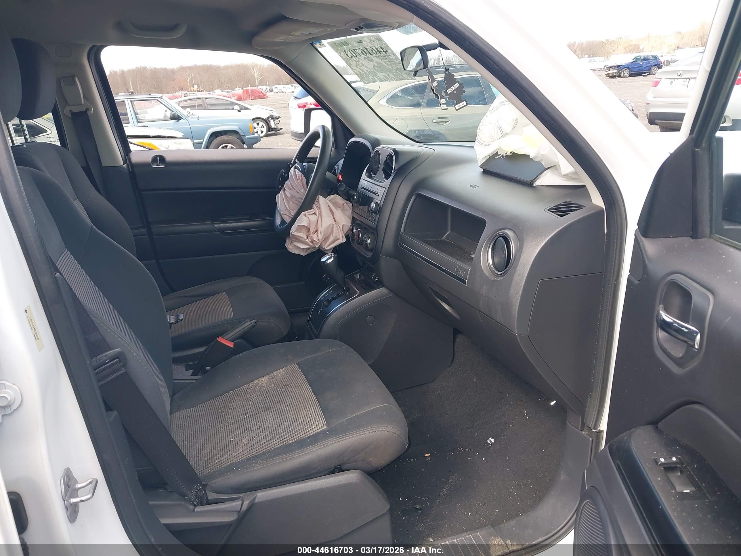 2012 Jeep Patriot Sport White vin: 1C4NJPBB4CD554049