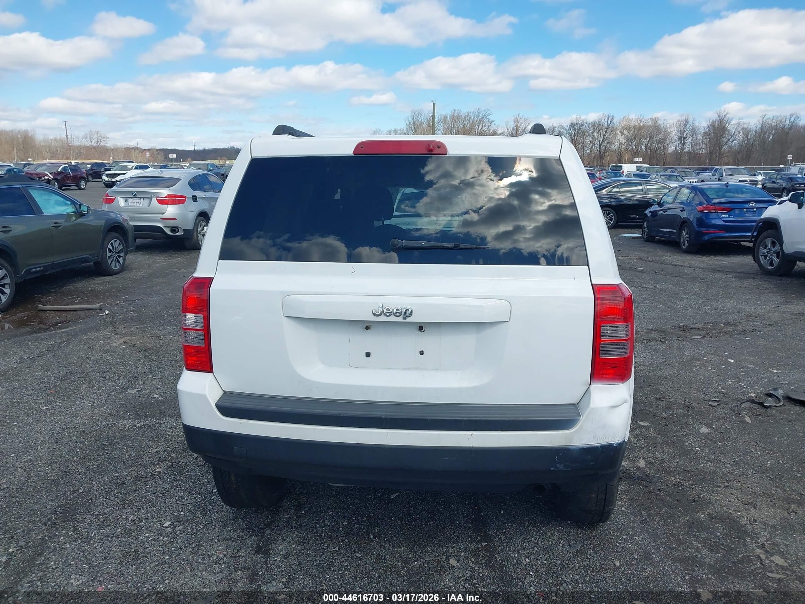 2012 Jeep Patriot Sport White vin: 1C4NJPBB4CD554049