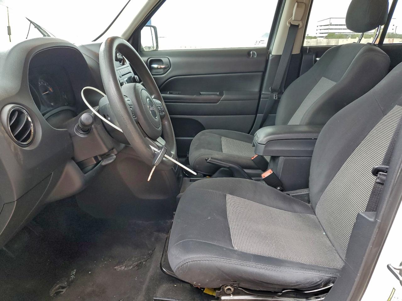2014 Jeep Patriot Sport White vin: 1C4NJPBB4ED813089