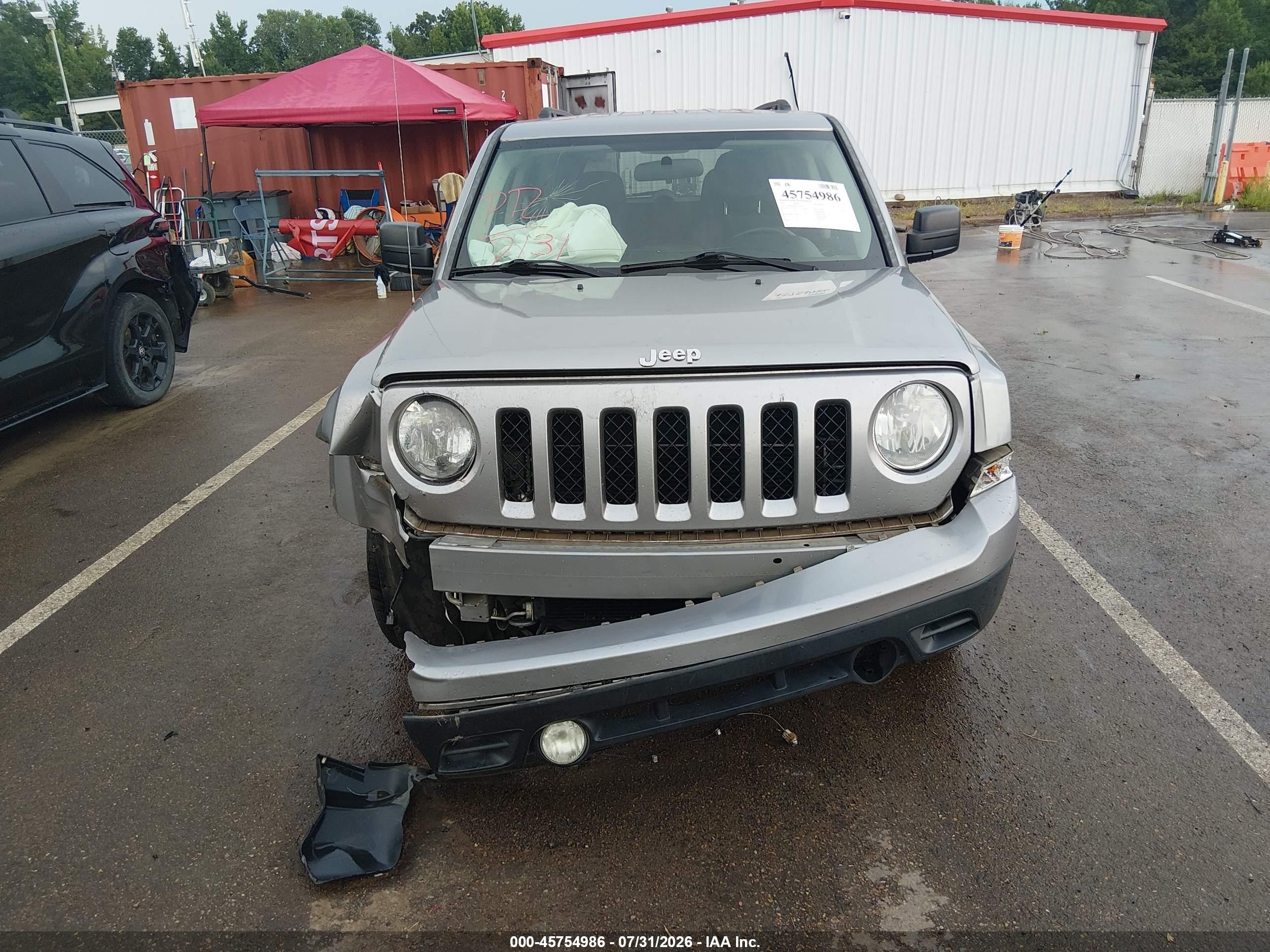 2014 Jeep Patriot Sport Серебряный vin: 1C4NJPBB4ED911703