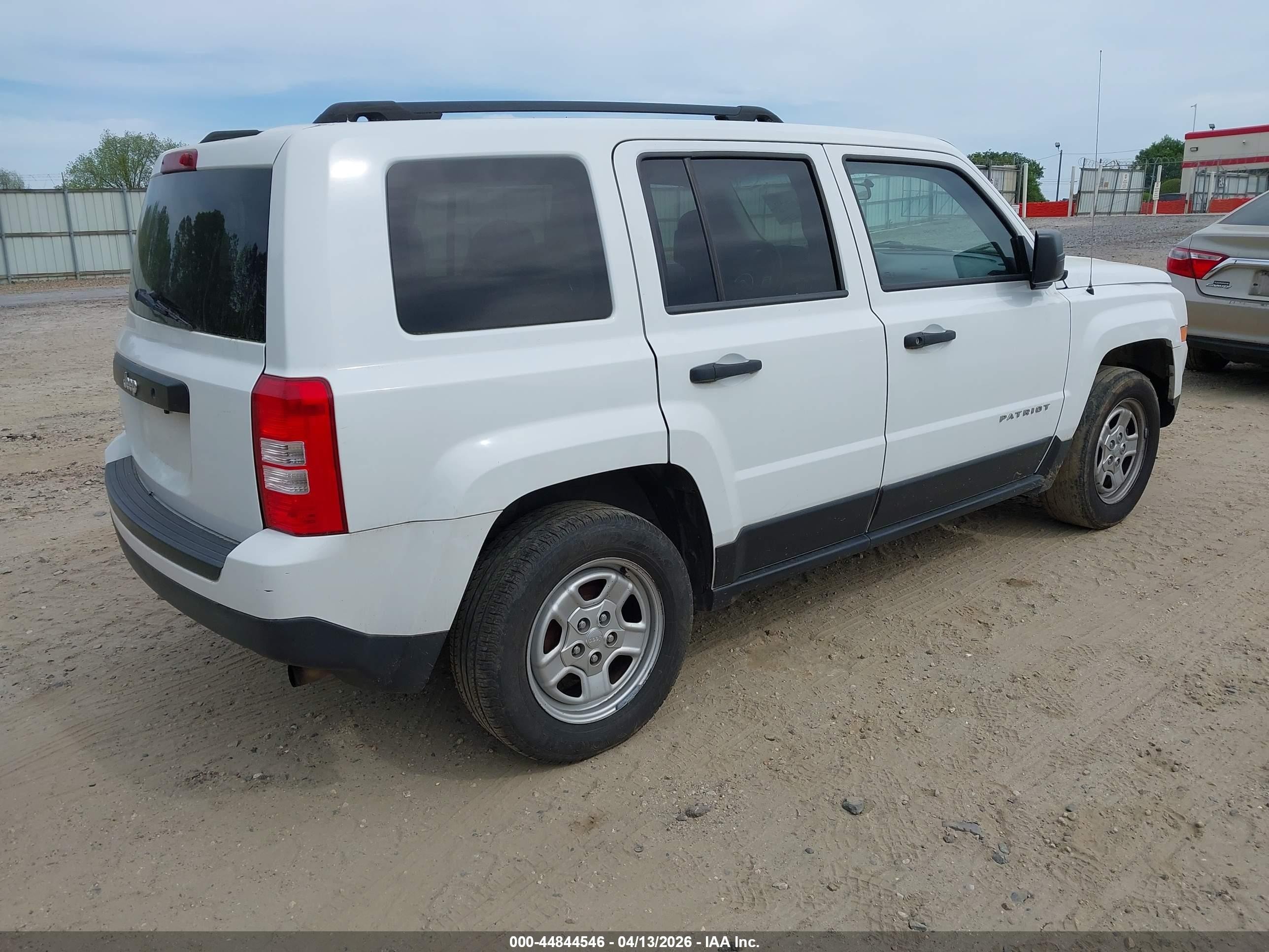 2015 Jeep Patriot Sport White vin: 1C4NJPBB4FD342997